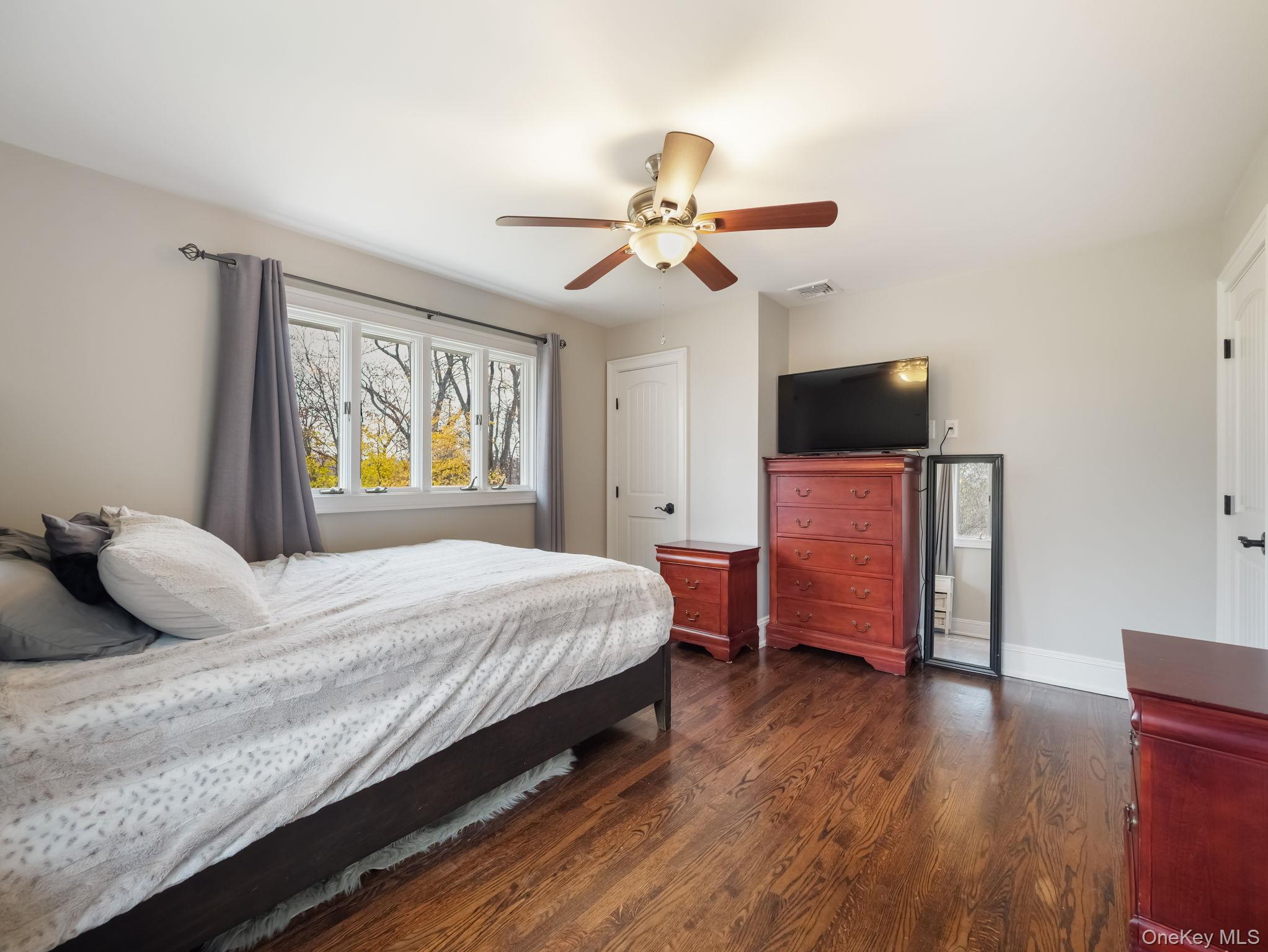 168 N Lincoln Street Out of NYC Pearl River, NY 10965