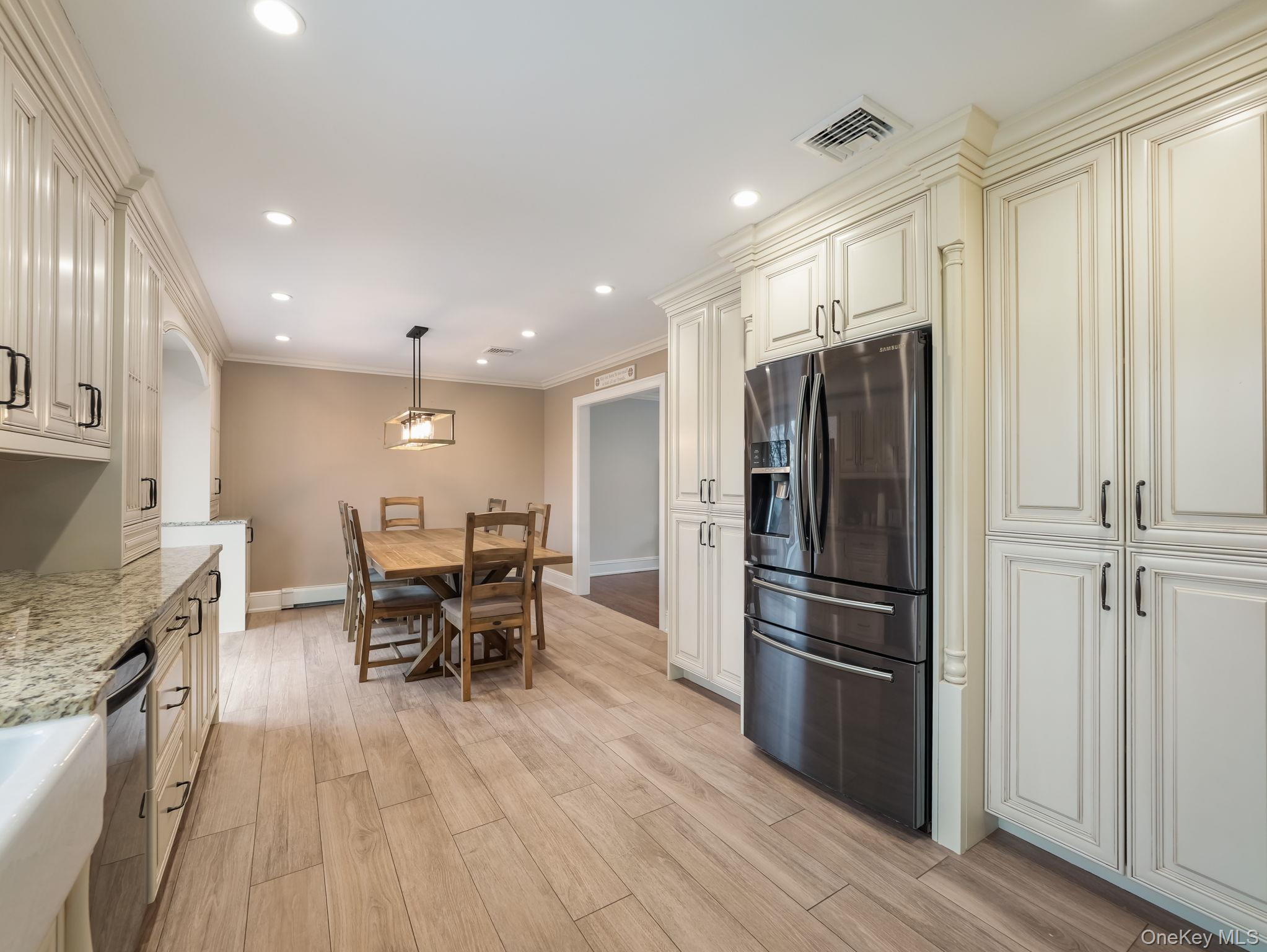 168 N Lincoln Street Out of NYC Pearl River, NY 10965