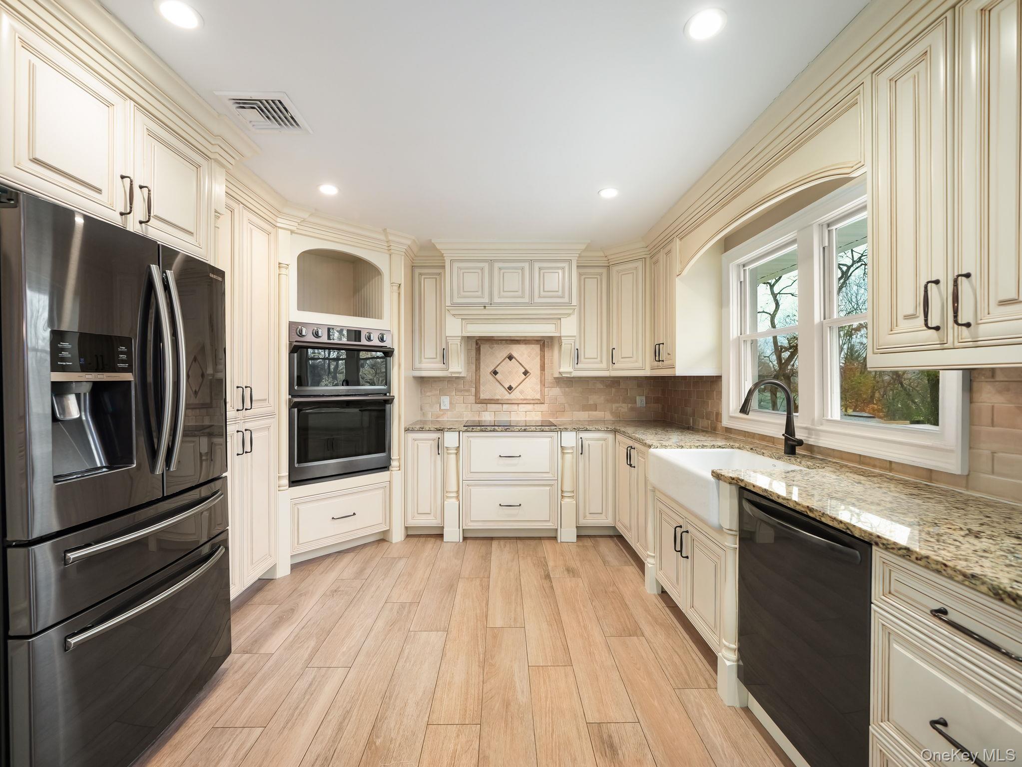 168 N Lincoln Street Out of NYC Pearl River, NY 10965