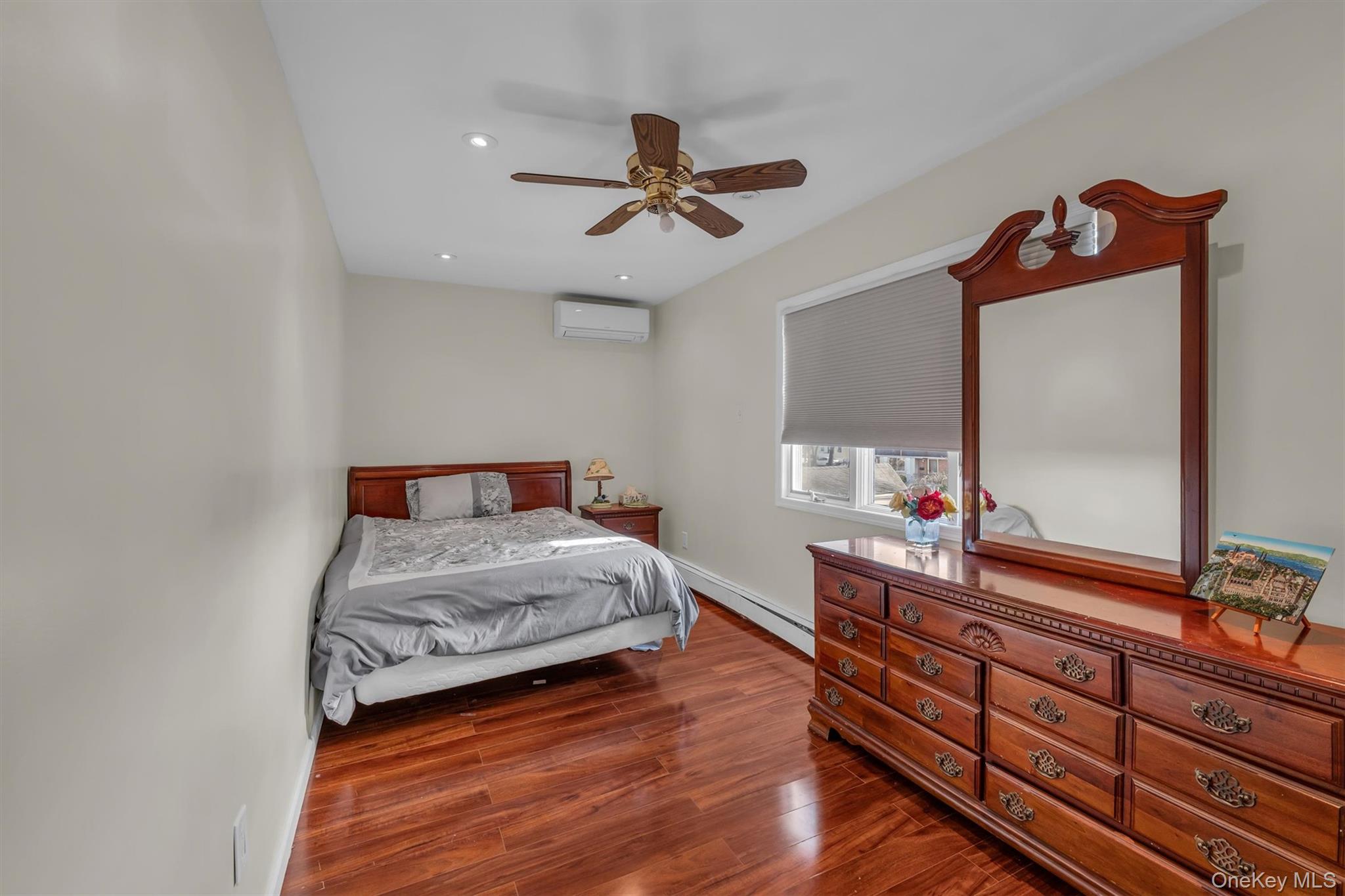 95 Liberty Boulevard Valley Stream Valley Stream, NY 11580