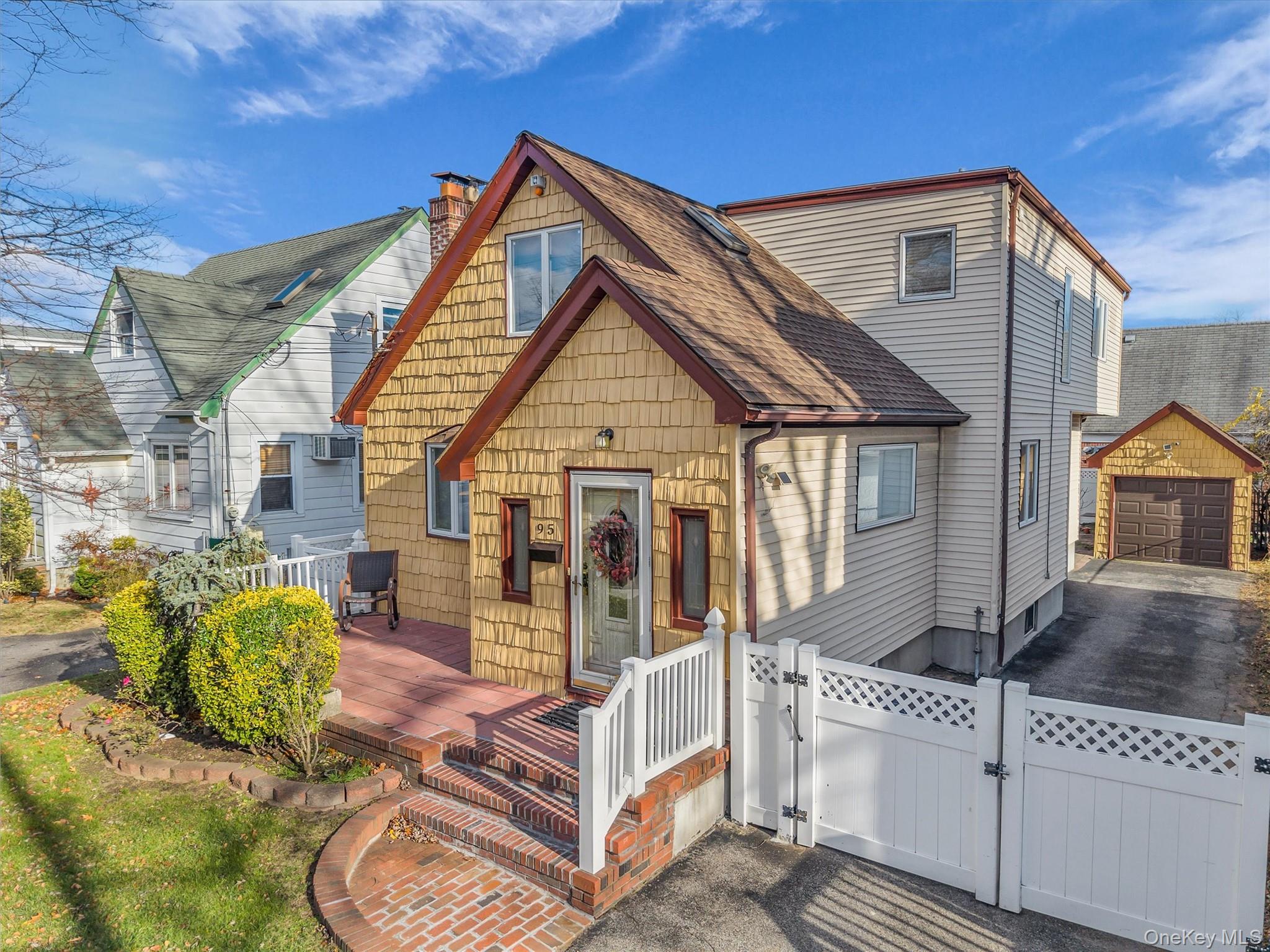 95 Liberty Boulevard Valley Stream Valley Stream, NY 11580