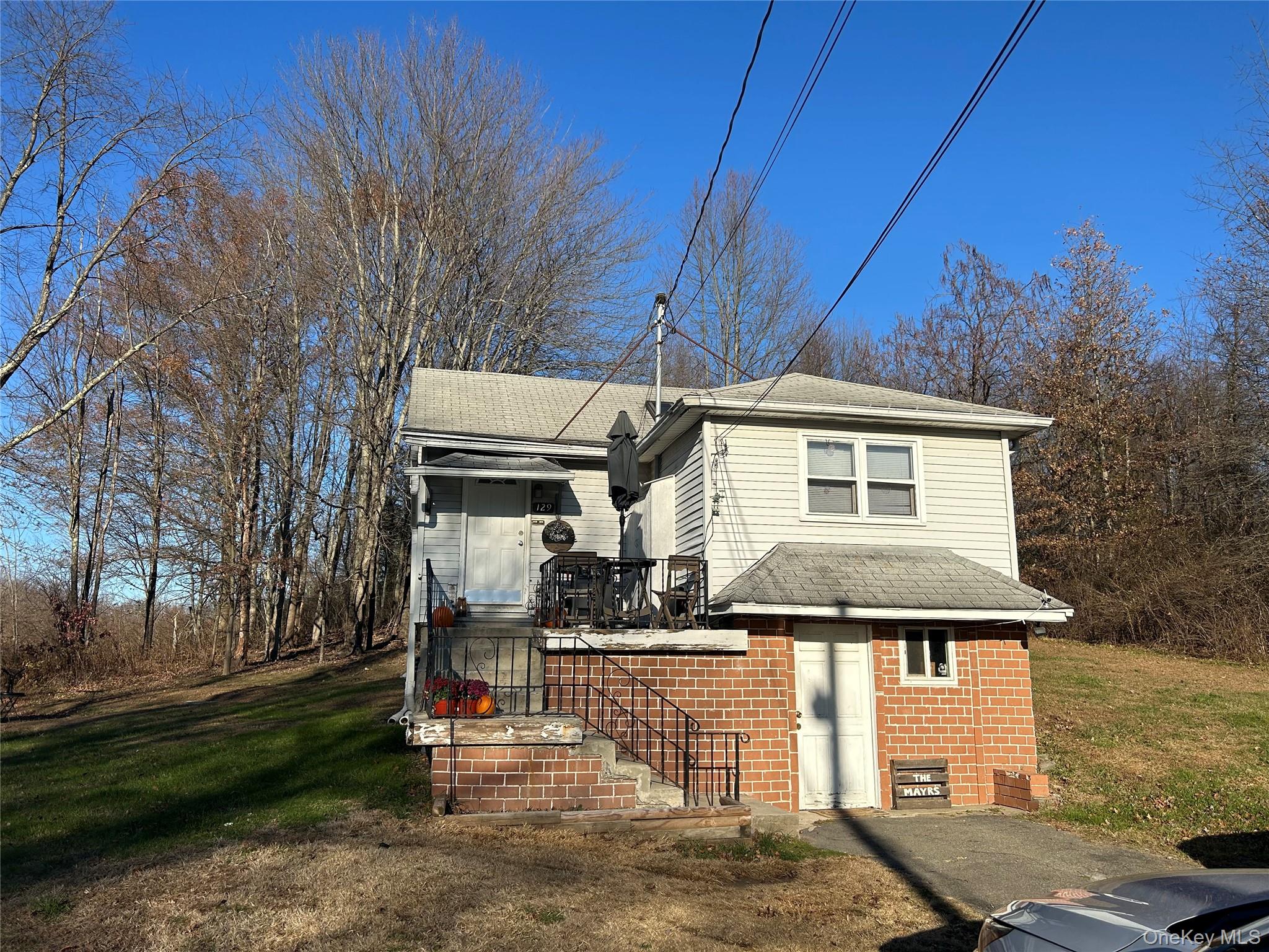 129 Station Road Out of NYC New Paltz, NY 12561