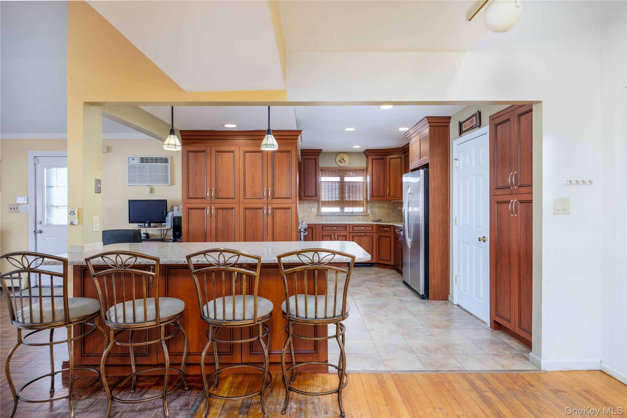 3418 Oceanside Road Oceanside Oceanside, NY 11572