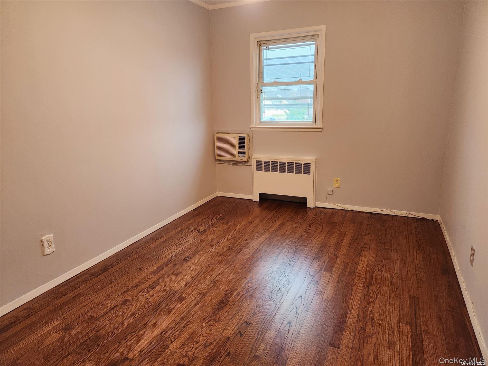 3418 Oceanside Road Oceanside Oceanside, NY 11572