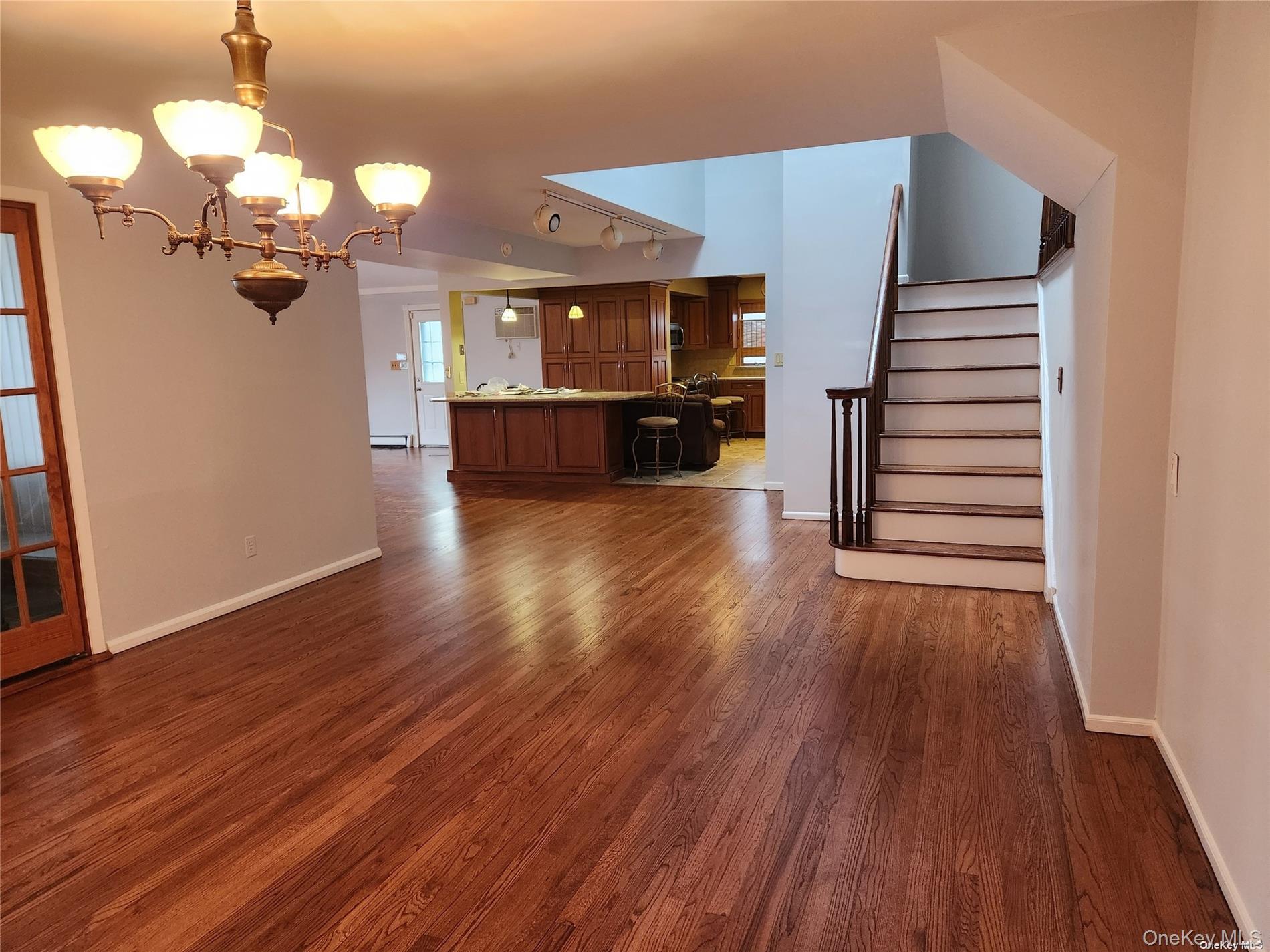 3418 Oceanside Road Oceanside Oceanside, NY 11572