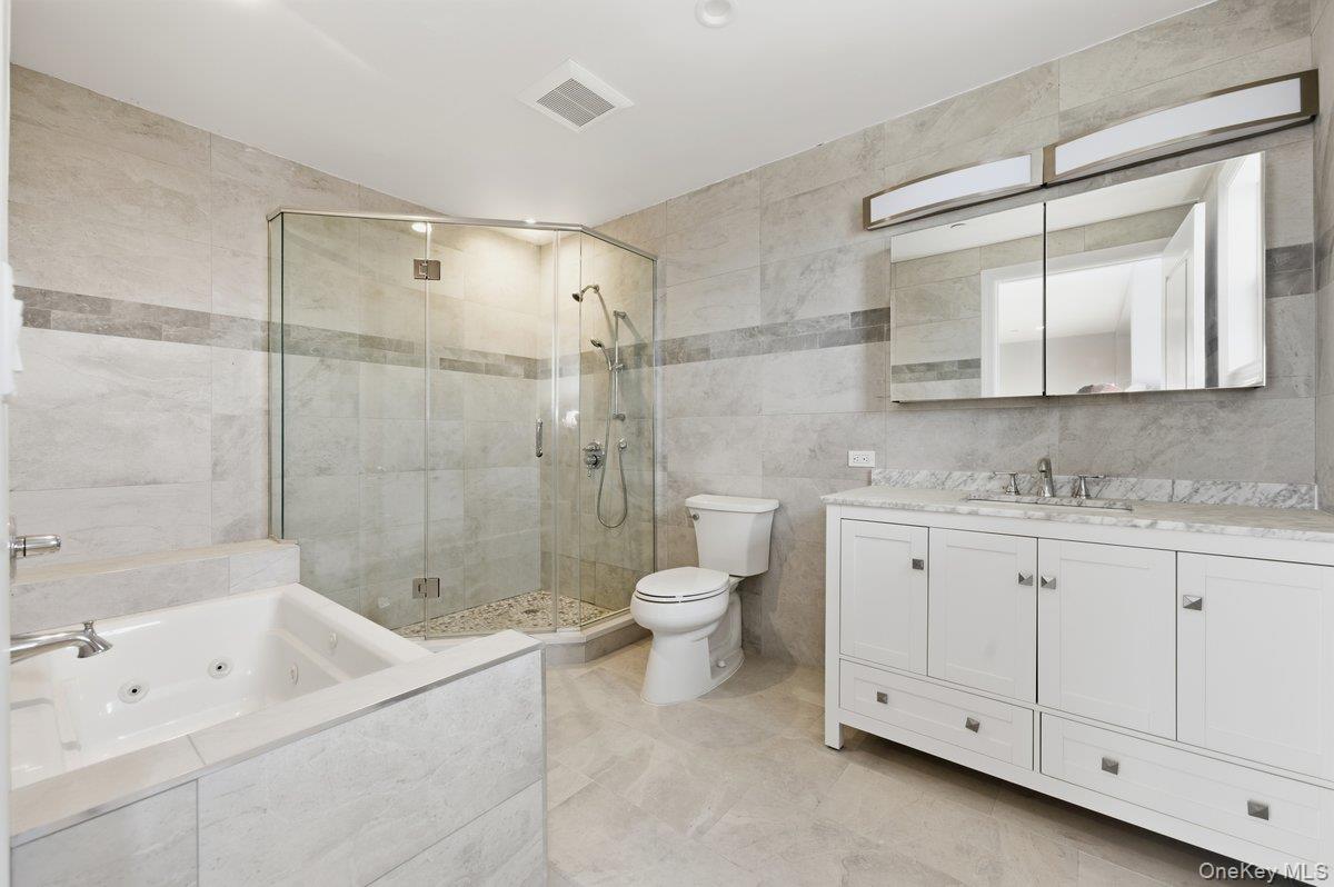 661 West Broadway 701 Long Beach Long Beach, NY 11561