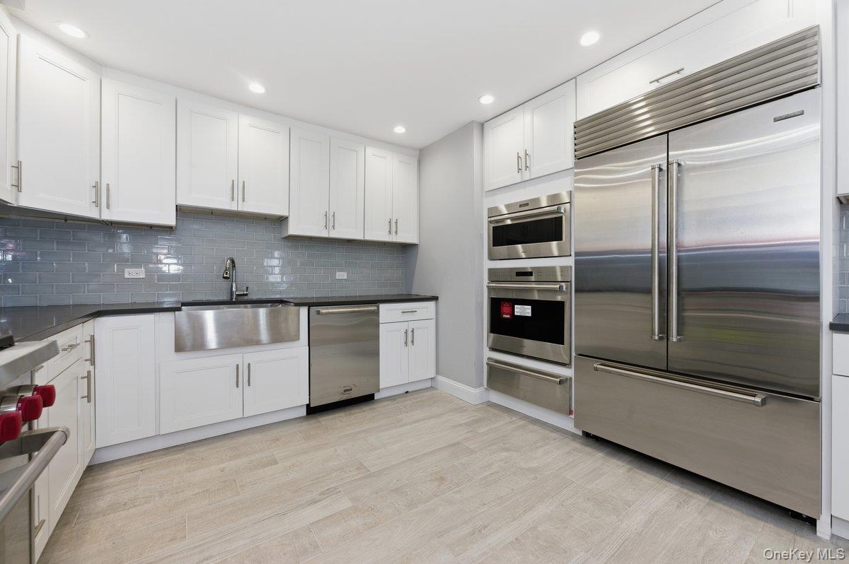 661 West Broadway 701 Long Beach Long Beach, NY 11561