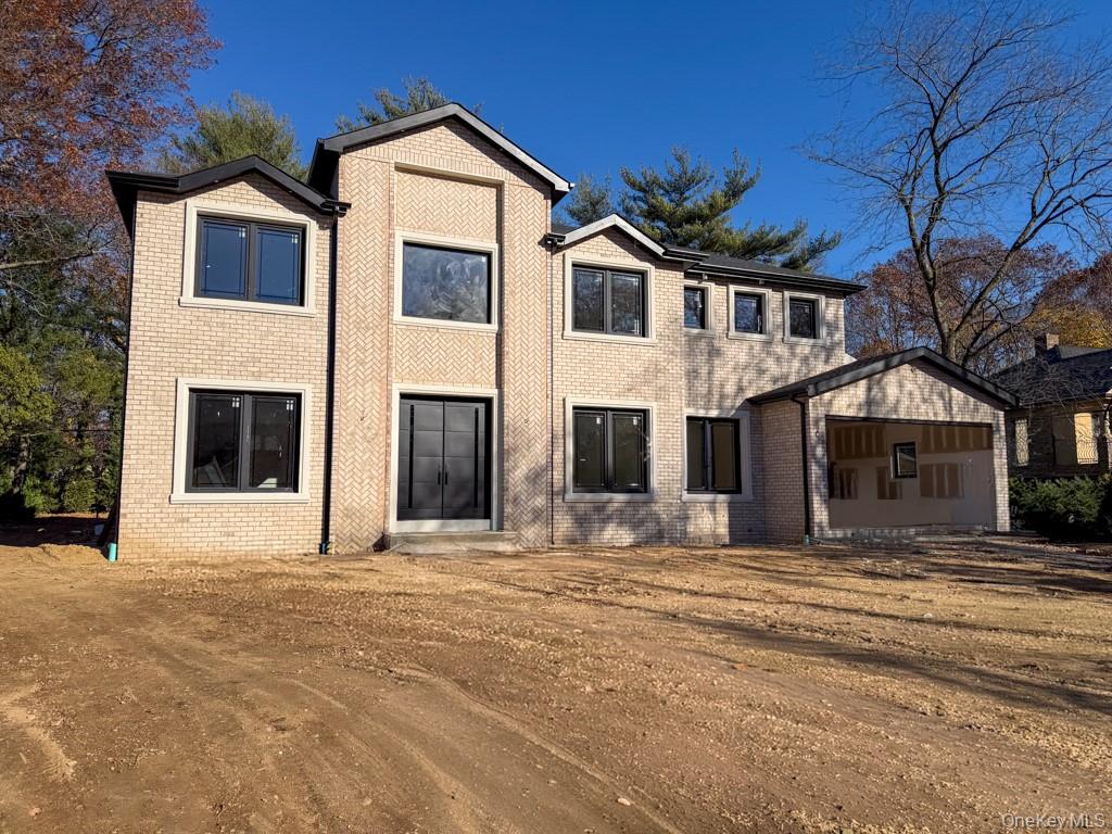 97 Parkway Drive Roslyn Heights Roslyn Heights, NY 11577