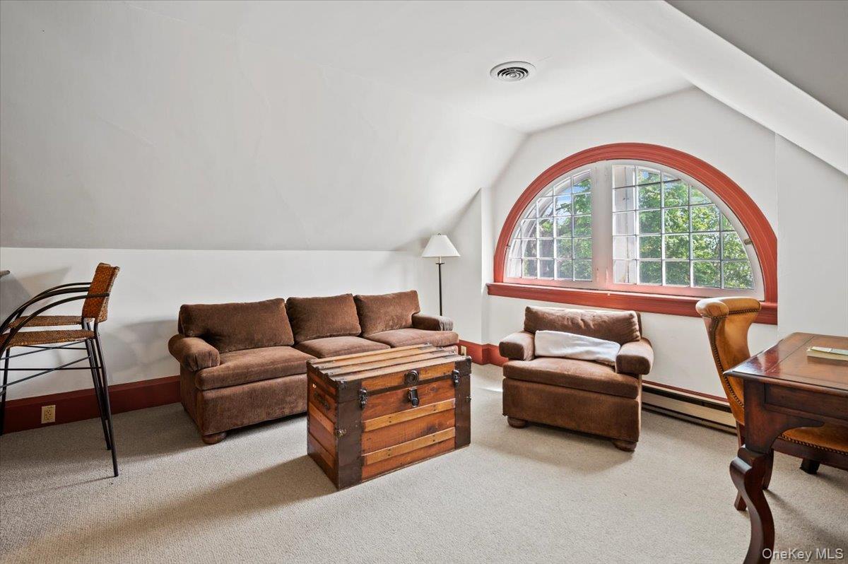 605 North Broadway Out of NYC Call Listing Agent, NY 12866