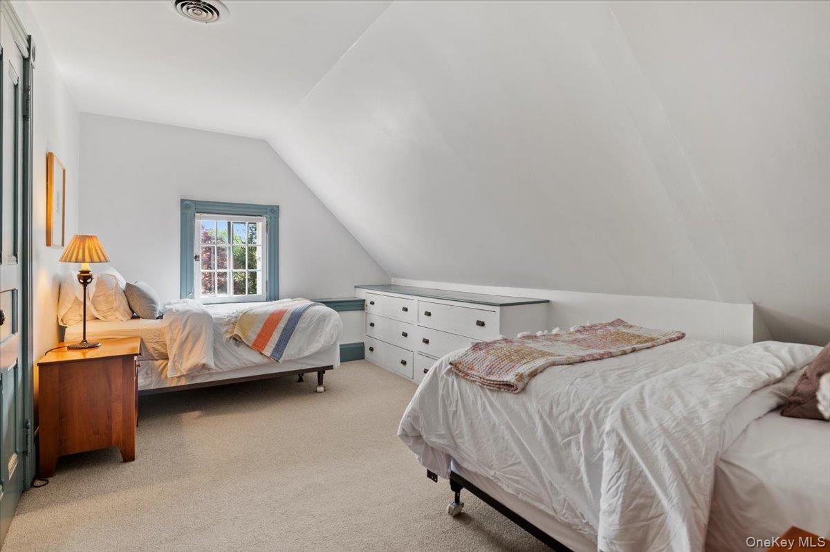 605 North Broadway Out of NYC Call Listing Agent, NY 12866