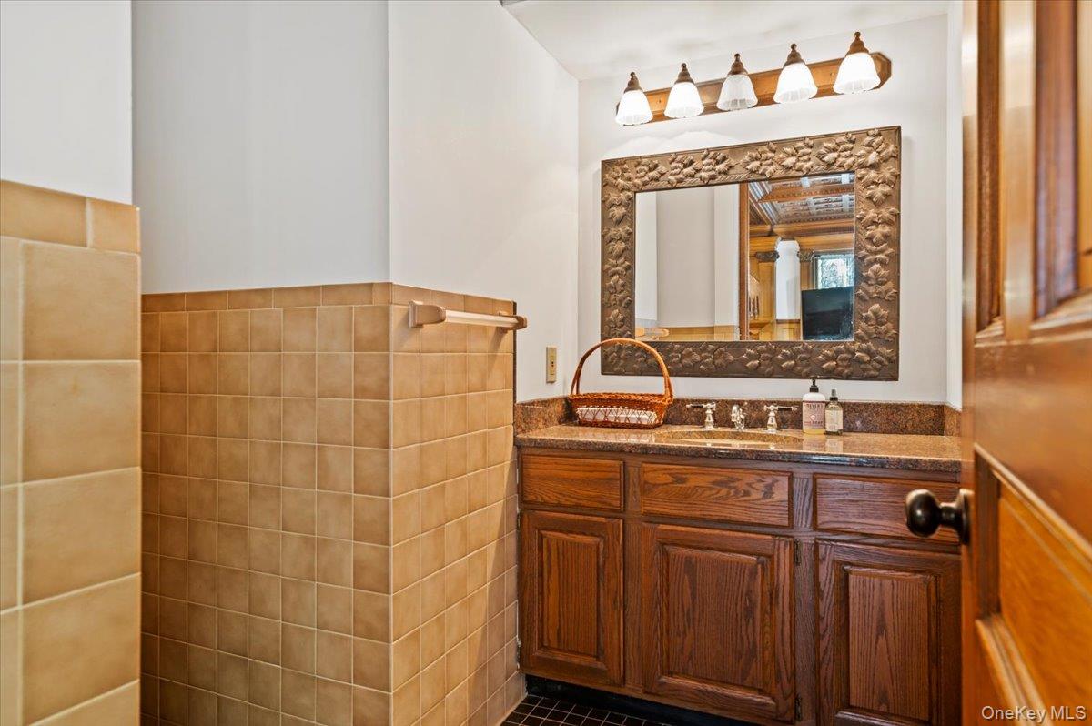 605 North Broadway Out of NYC Call Listing Agent, NY 12866