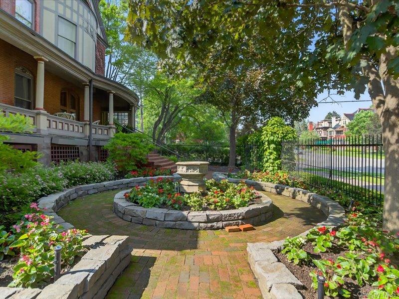 605 North Broadway Out of NYC Call Listing Agent, NY 12866