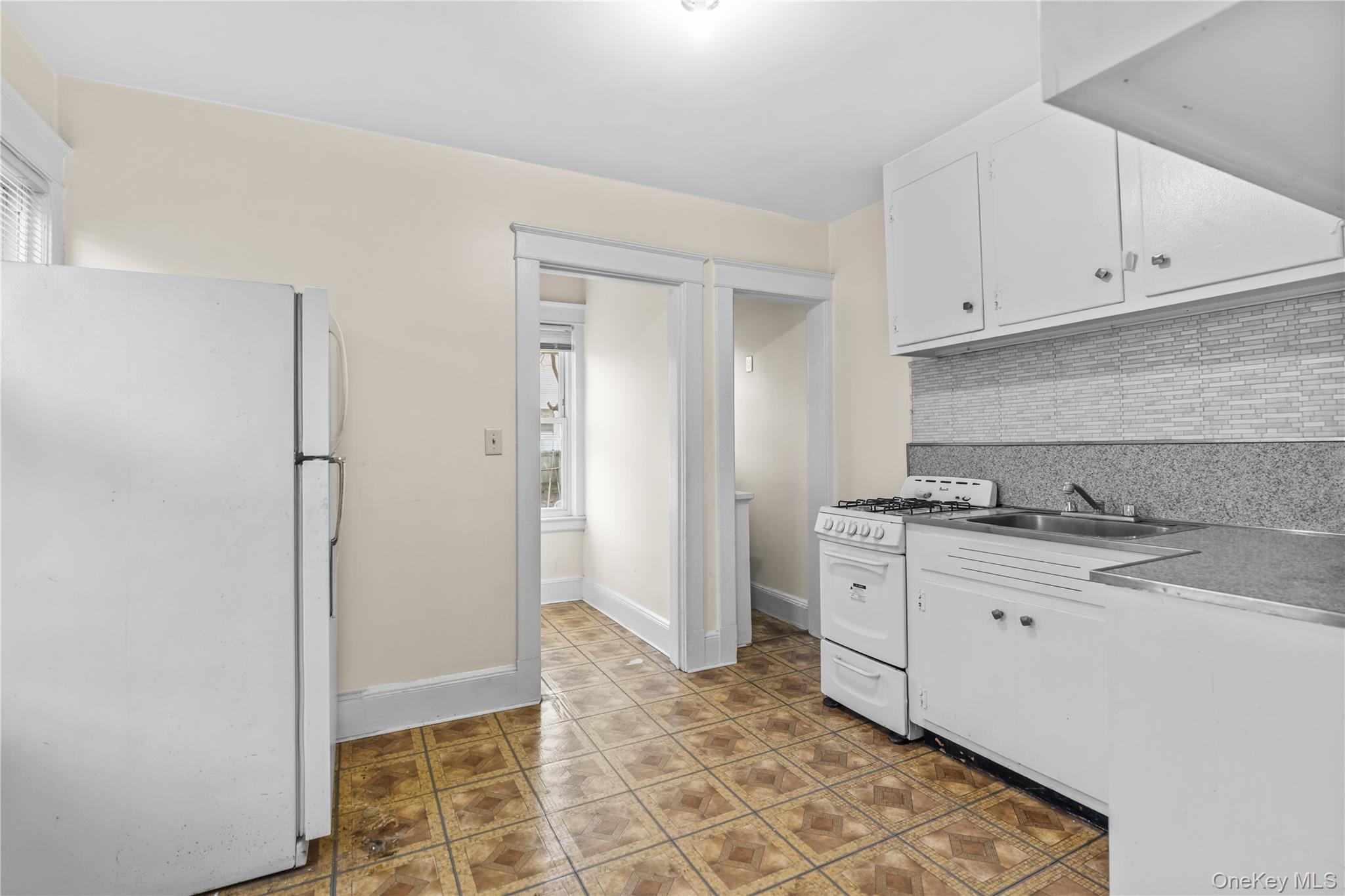 63 Grant Avenue White Plains White Plains, NY 10603