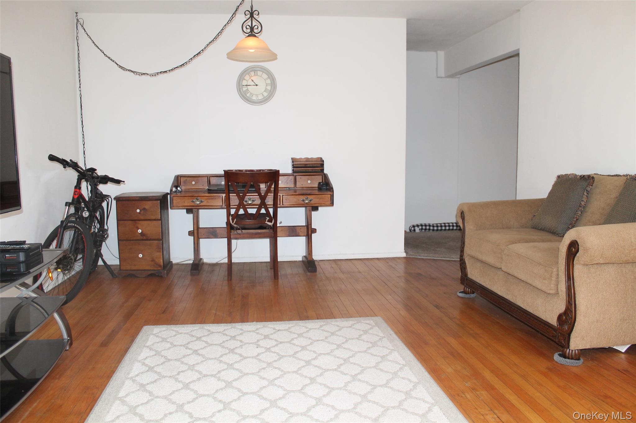 87-30 204th Street APT-A54 Hollis Hollis, NY 11423