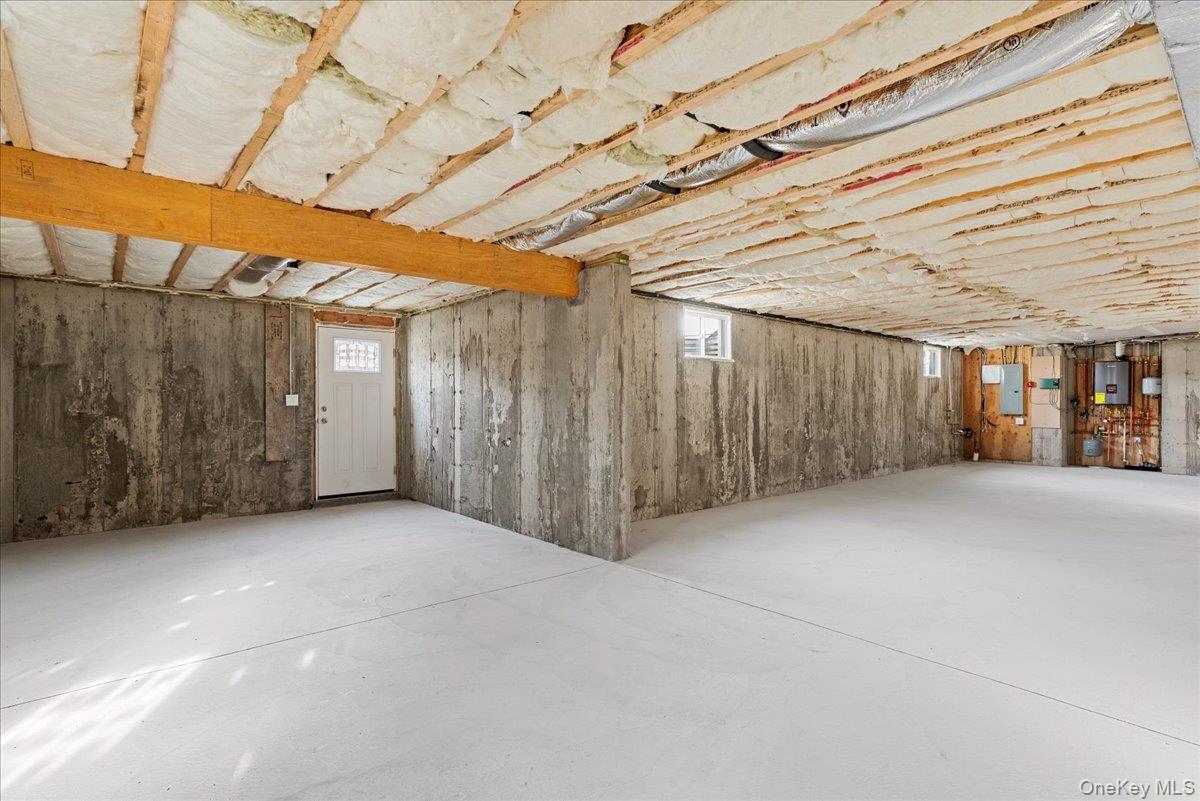 3421 Hawthorne Drive N Wantagh Wantagh, NY 11793