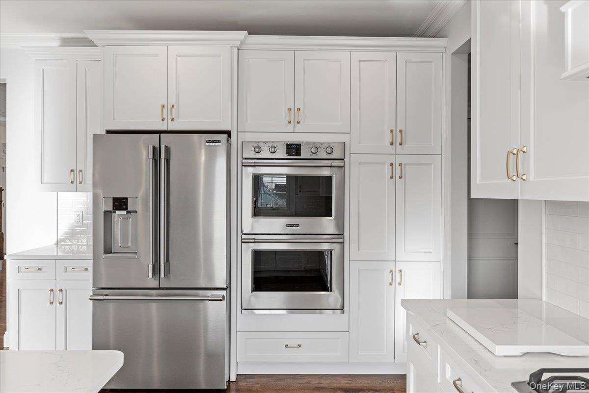 3421 Hawthorne Drive N Wantagh Wantagh, NY 11793