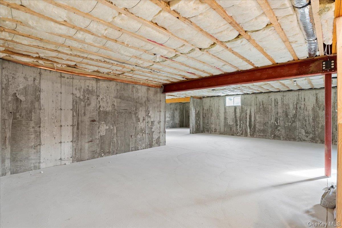 3421 Hawthorne Drive N Wantagh Wantagh, NY 11793