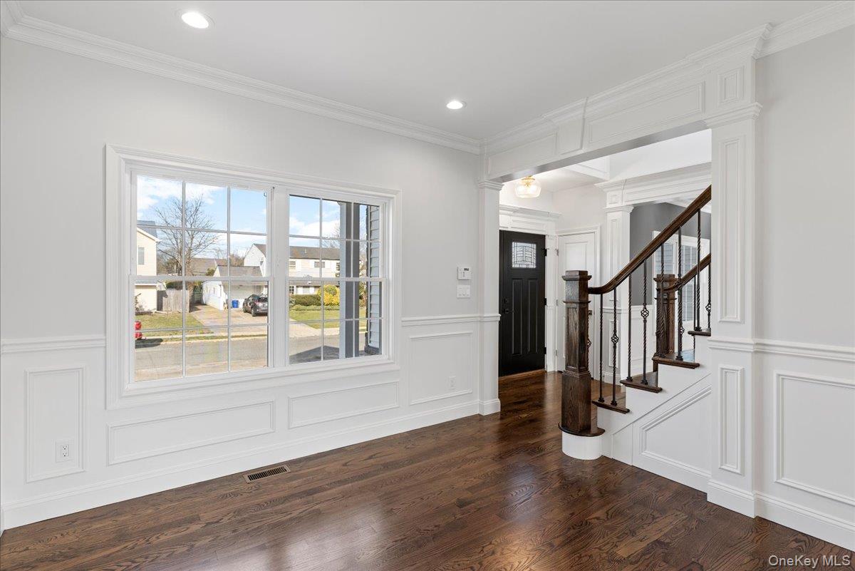 3421 Hawthorne Drive N Wantagh Wantagh, NY 11793