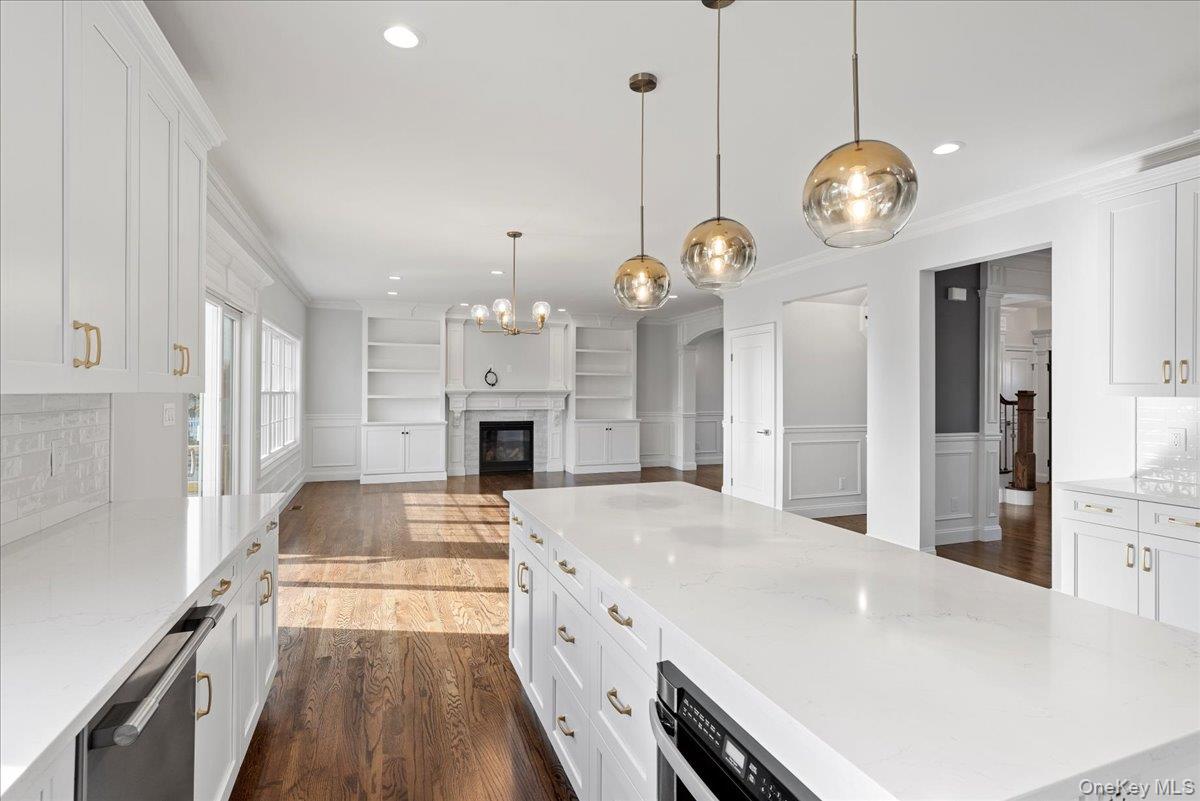 3421 Hawthorne Drive N Wantagh Wantagh, NY 11793