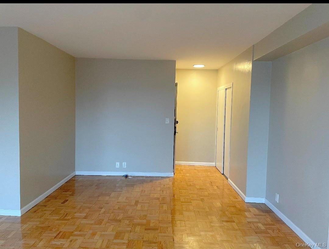 3 Fordham Hill Oval 4-h Bronx, NY 10468