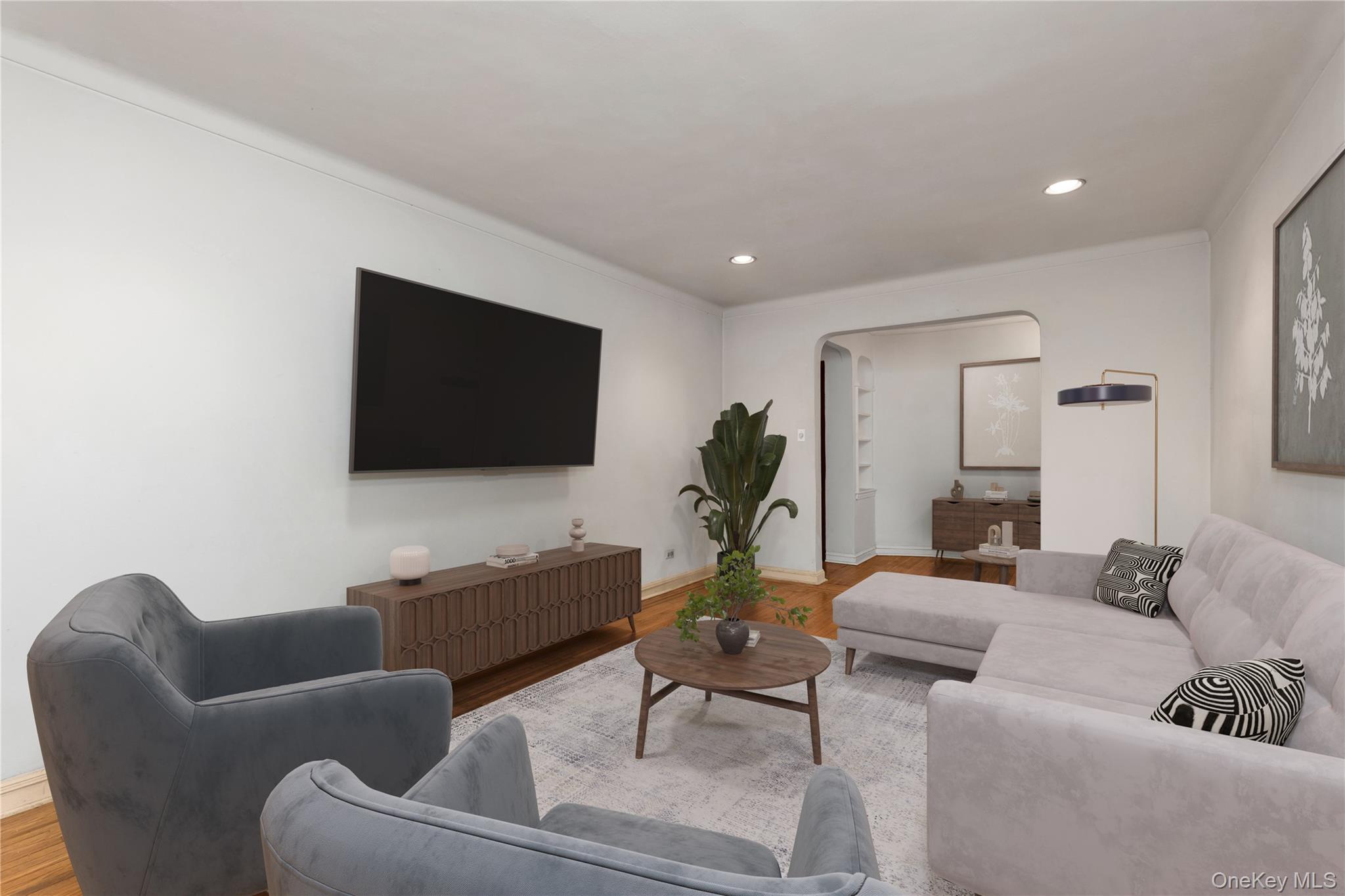 76-12 35th Avenue 1-B Jackson Heights Jackson Heights, NY 11372