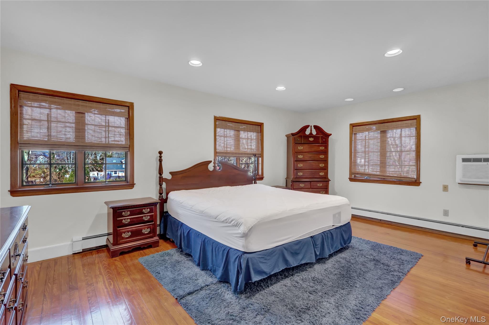 31 Hiawatha Drive Brightwaters Brightwaters, NY 11718