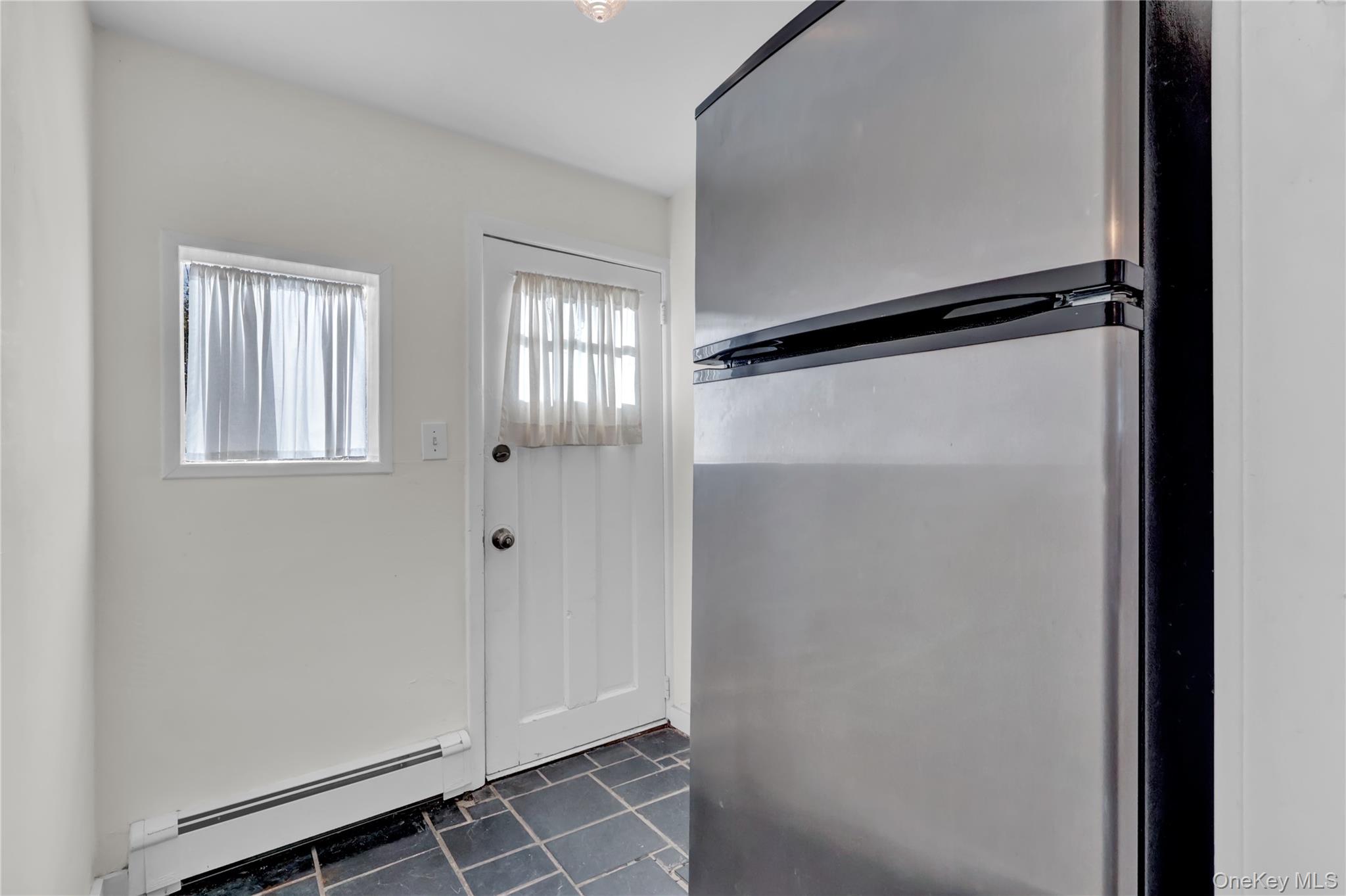 31 Hiawatha Drive Brightwaters Brightwaters, NY 11718