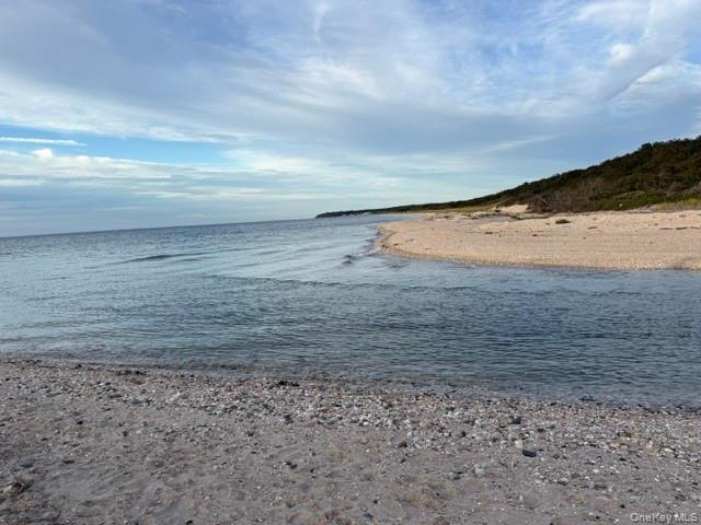 25 Miami Avenue Peconic Peconic, NY 11958