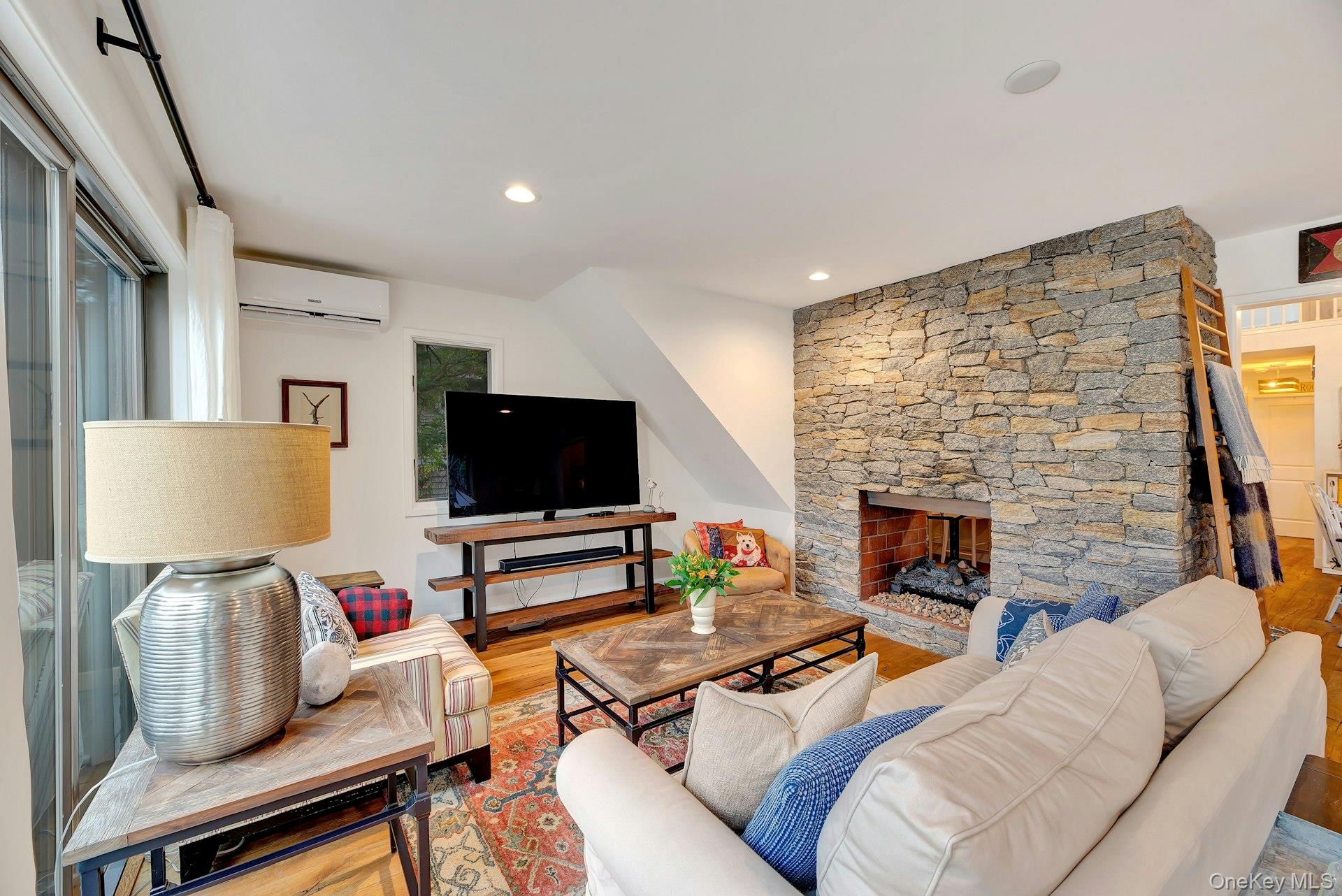 25 Miami Avenue Peconic Peconic, NY 11958