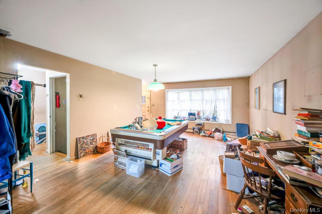 441 Roslyn Road East Williston, NY 11596