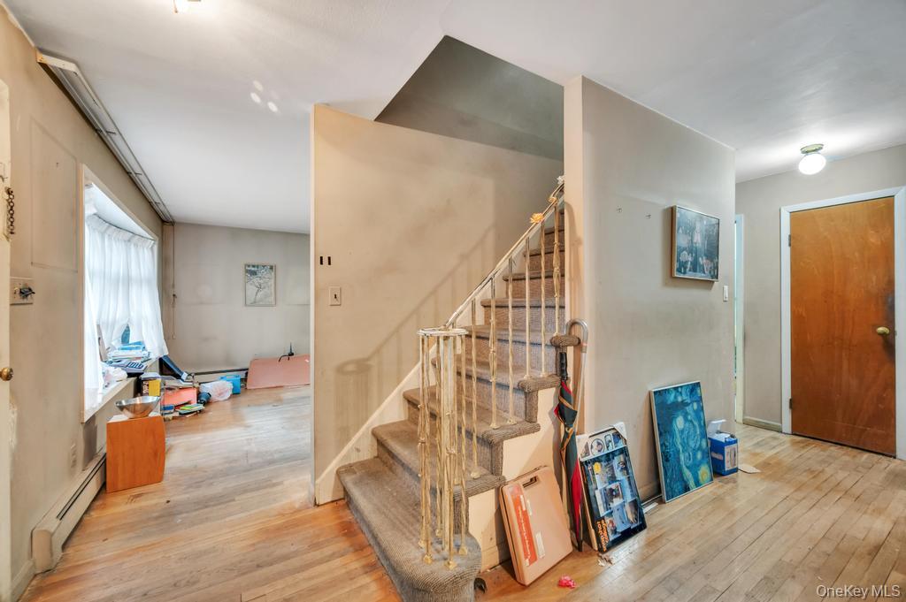 441 Roslyn Road East Williston, NY 11596