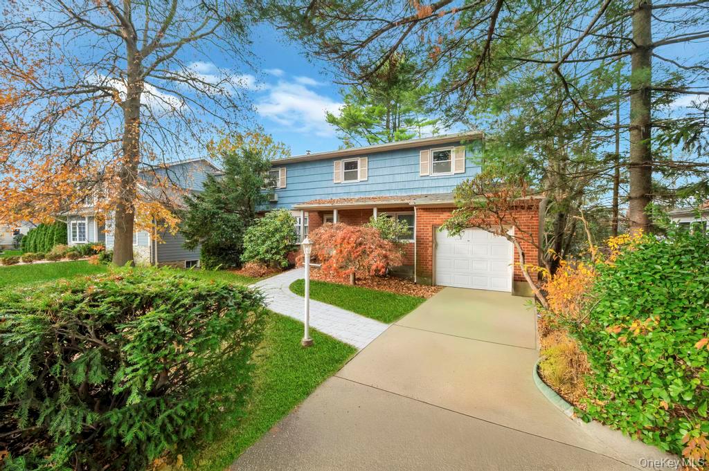 441 Roslyn Road East Williston, NY 11596