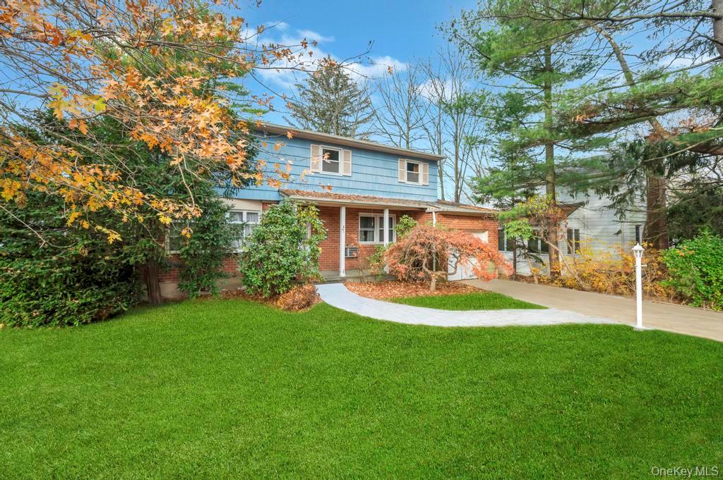 441 Roslyn Road East Williston, NY 11596