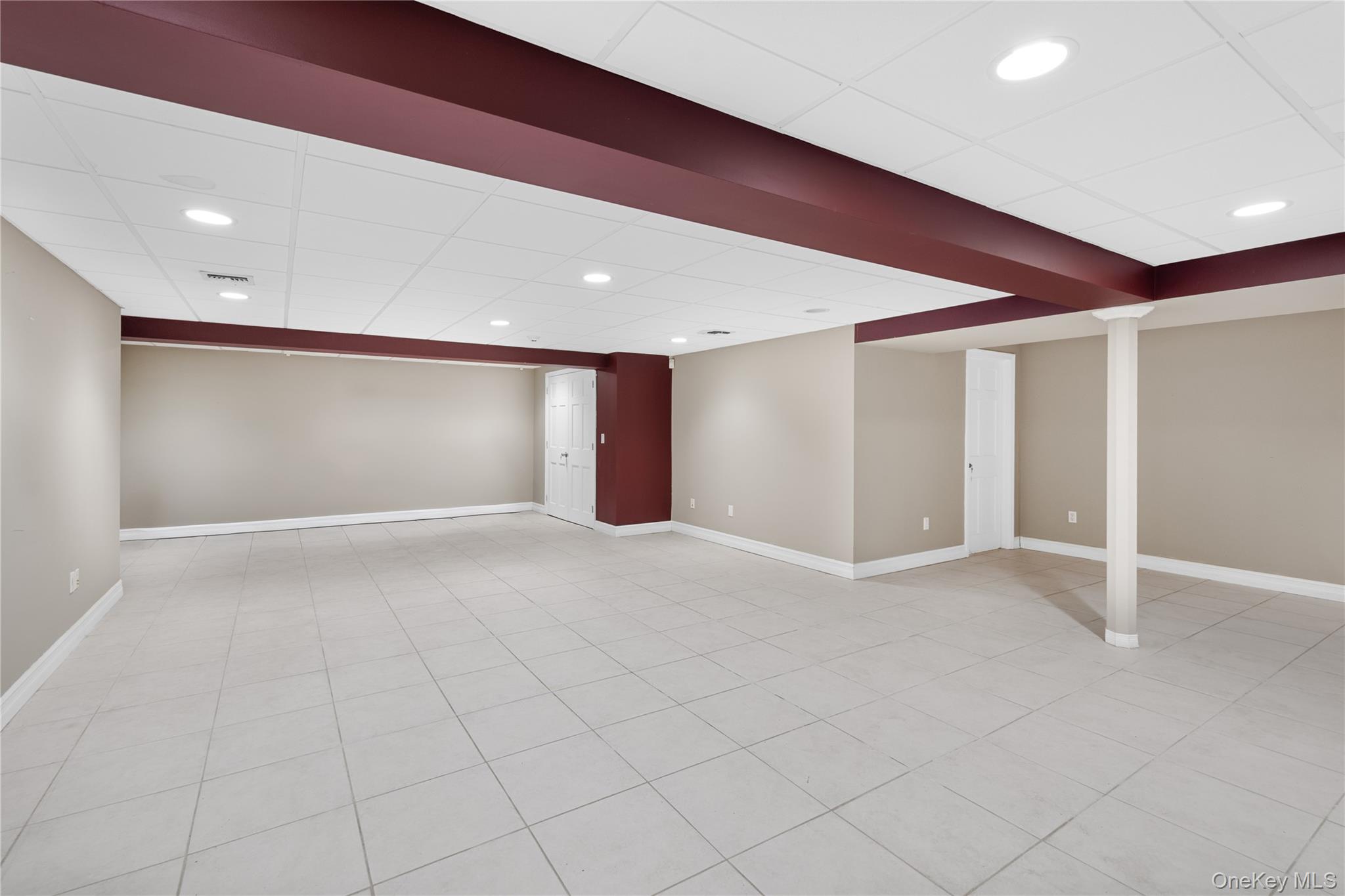 28 Old Neck Road S Center Moriches Center Moriches, NY 11934