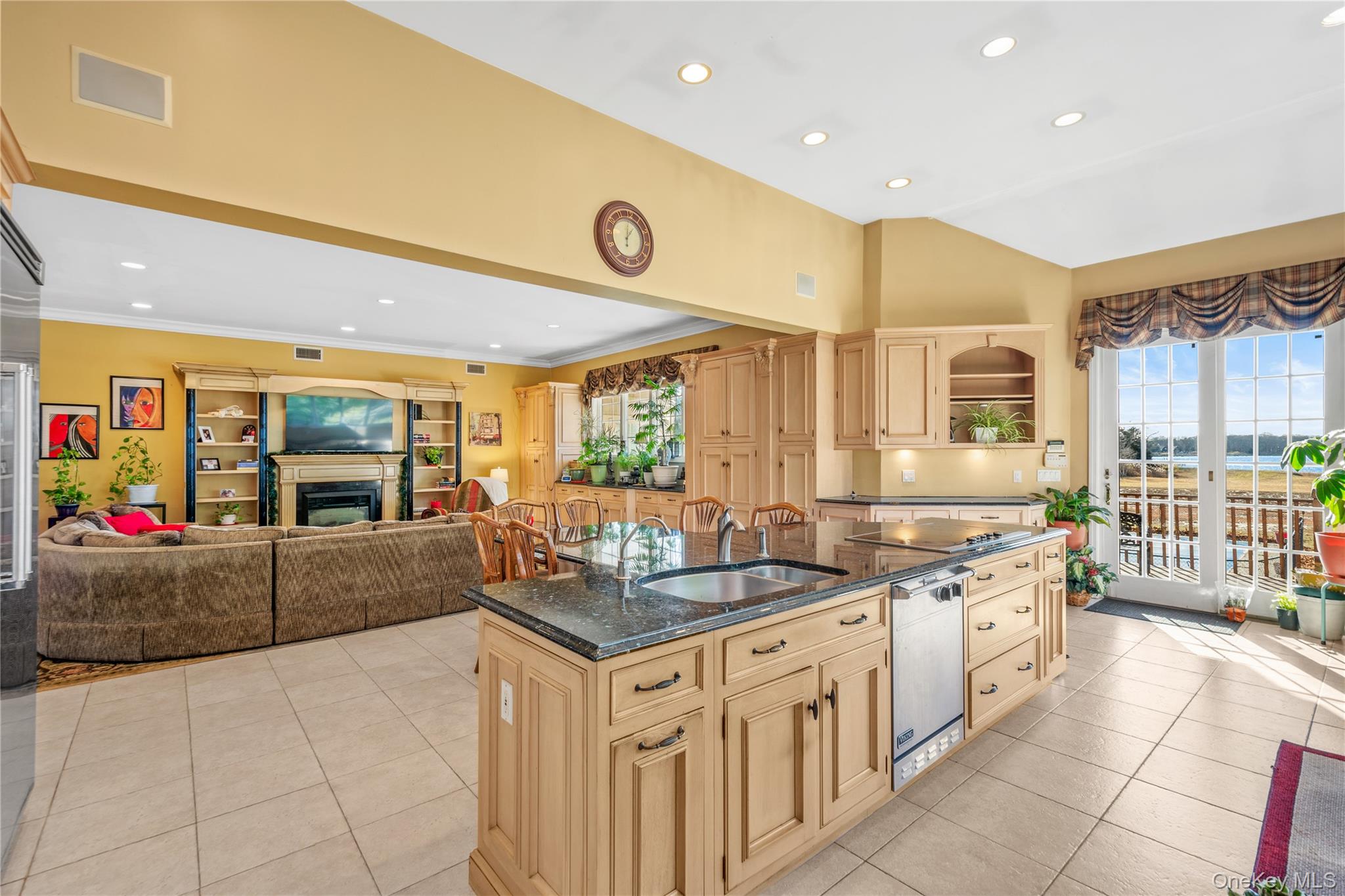 28 Old Neck Road S Center Moriches Center Moriches, NY 11934