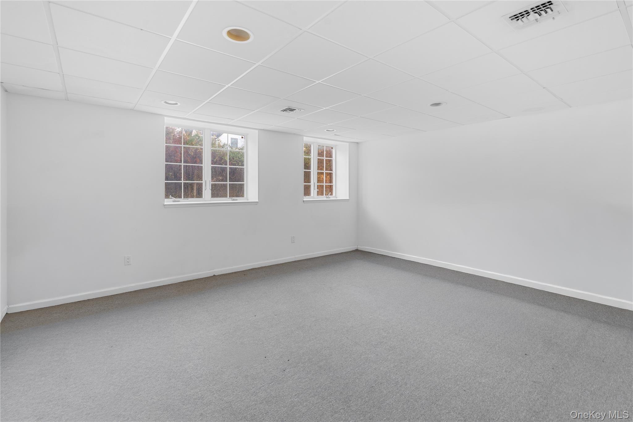 28 Old Neck Road S Center Moriches Center Moriches, NY 11934