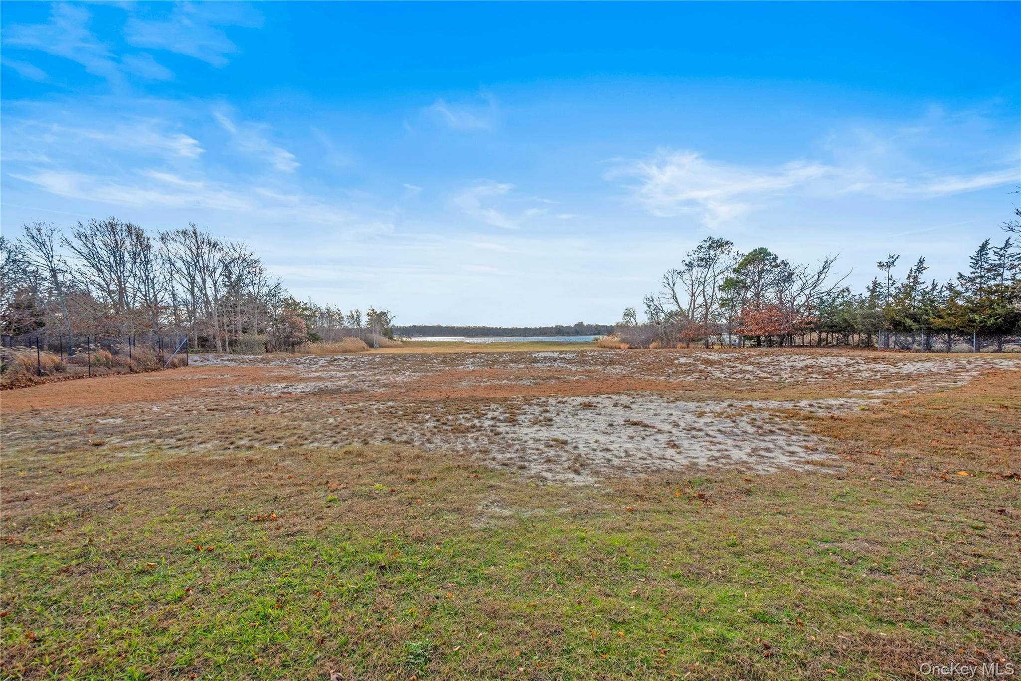 28 Old Neck Road S Center Moriches Center Moriches, NY 11934