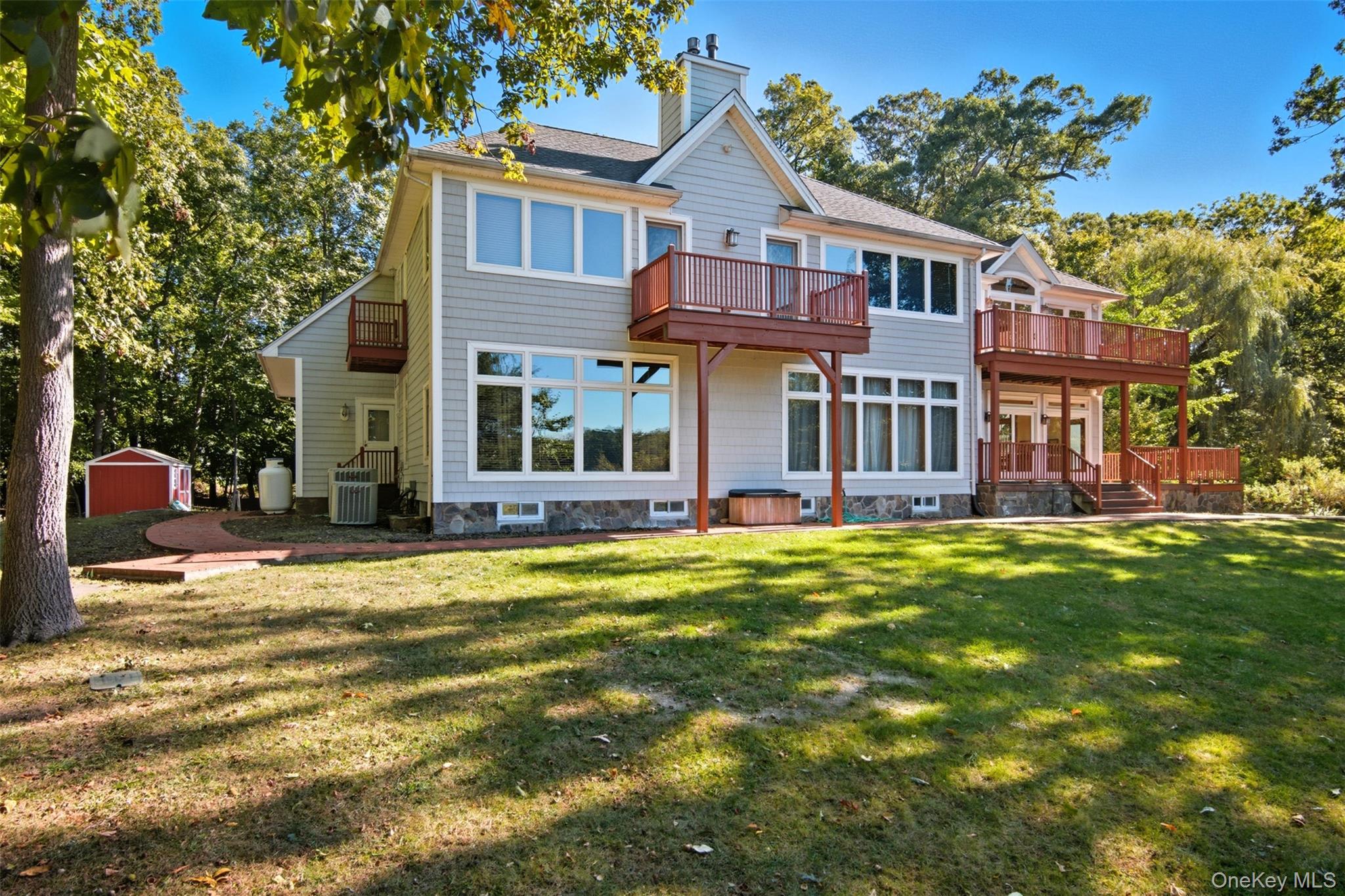 22 Flax Pond Woods Road Setauket Setauket, NY 11733