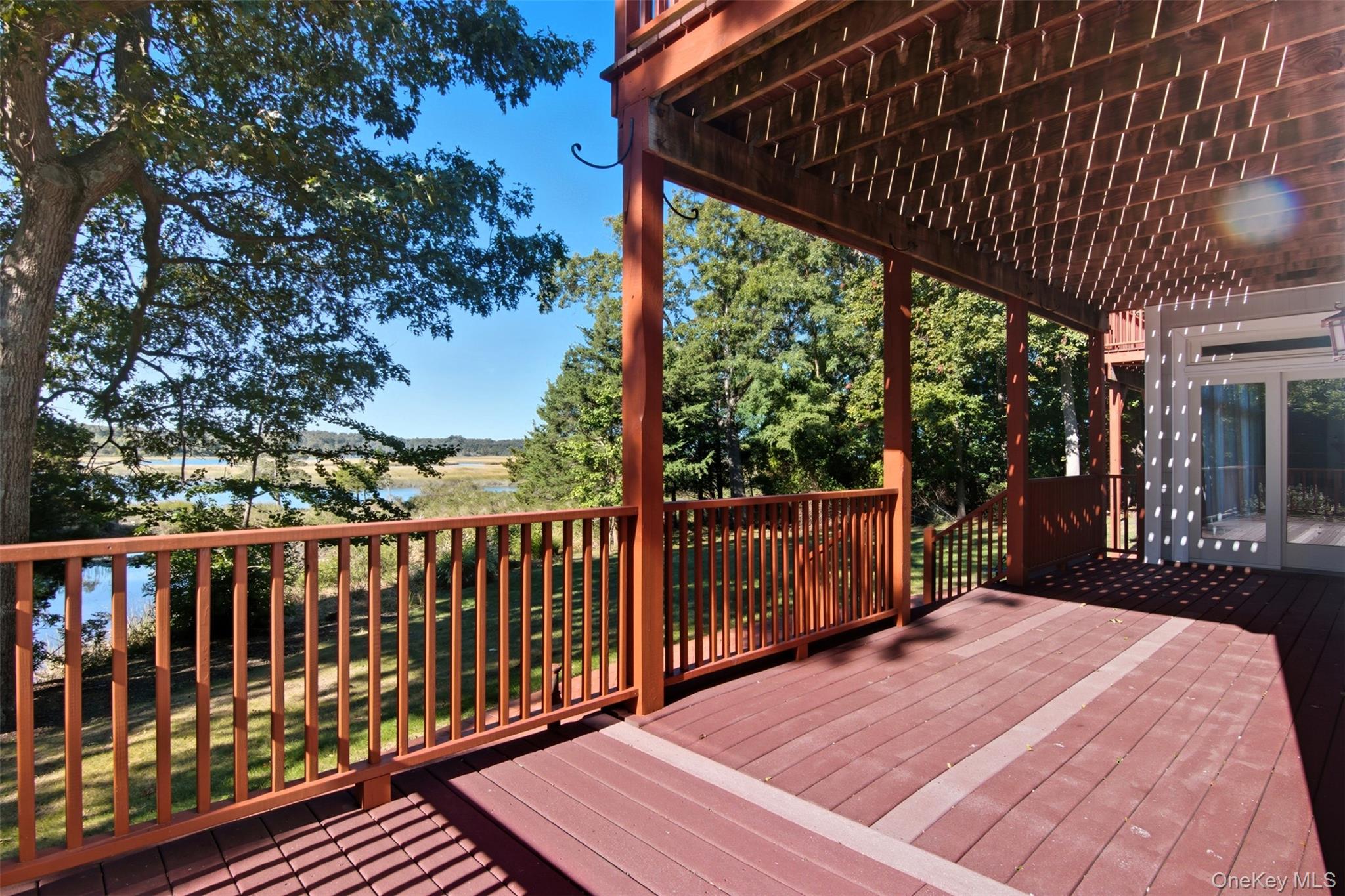 22 Flax Pond Woods Road Setauket Setauket, NY 11733