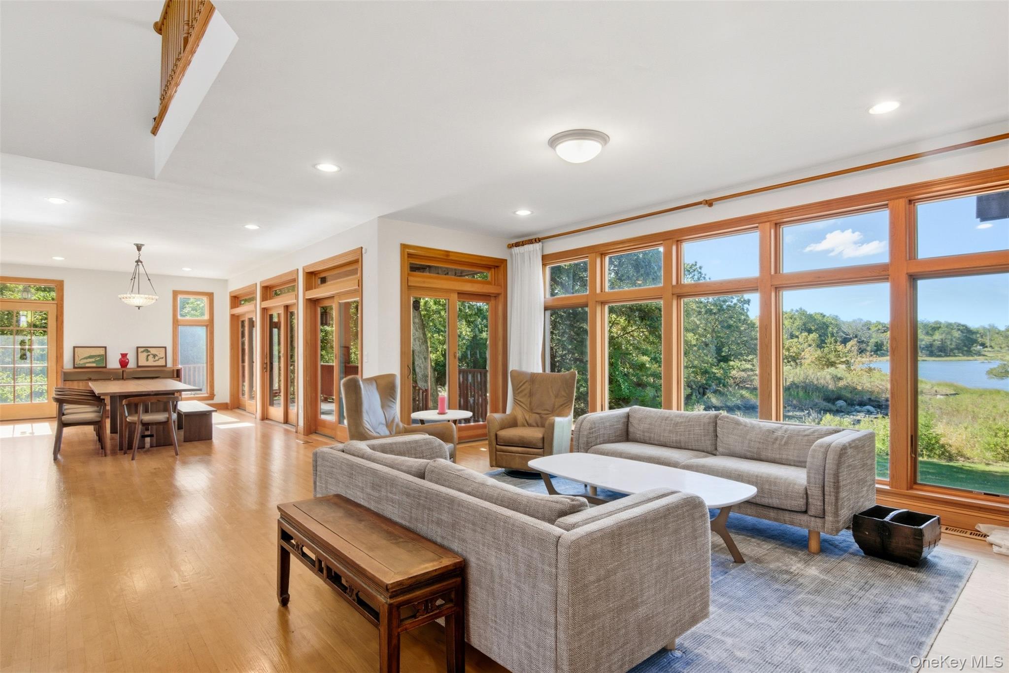 22 Flax Pond Woods Road Setauket Setauket, NY 11733