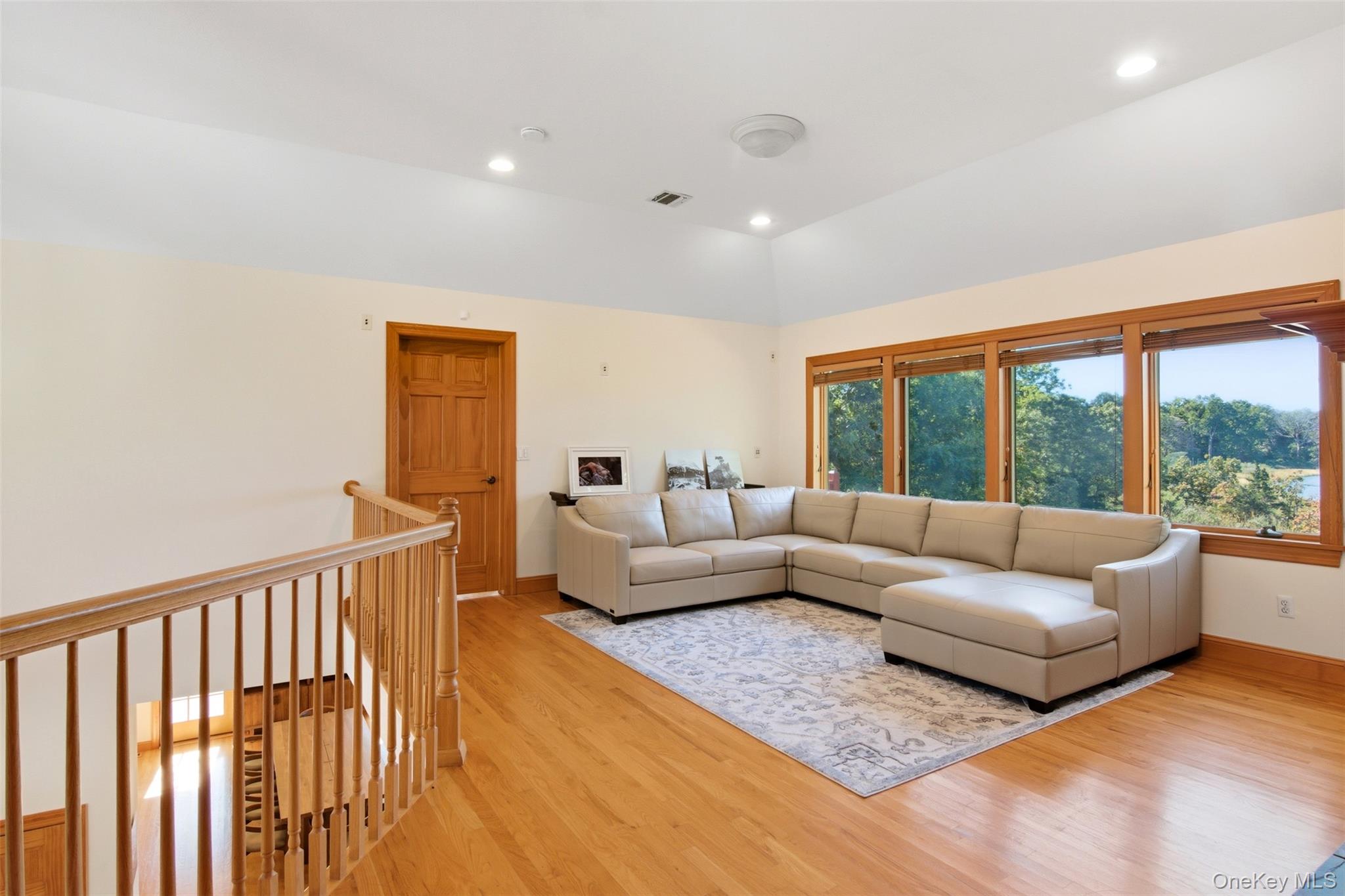 22 Flax Pond Woods Road Setauket Setauket, NY 11733