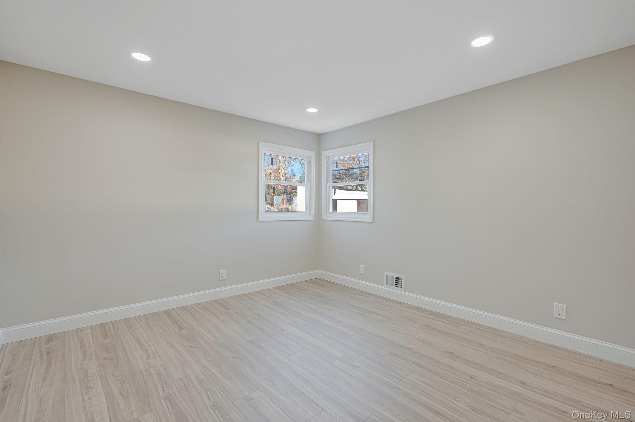 23 Cullen Drive East Northport, NY 11731