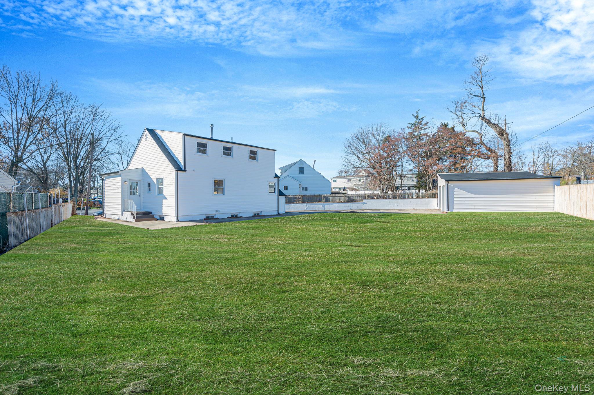 23 Cullen Drive East Northport, NY 11731