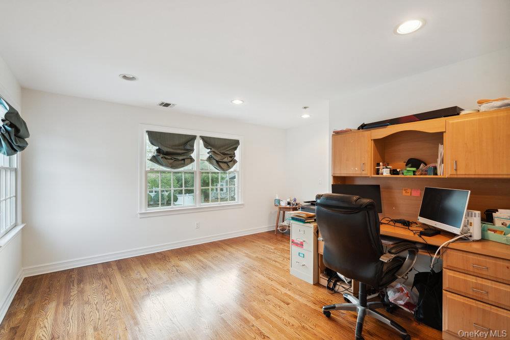 47 Syosset Circle Syosset Syosset, NY 11791