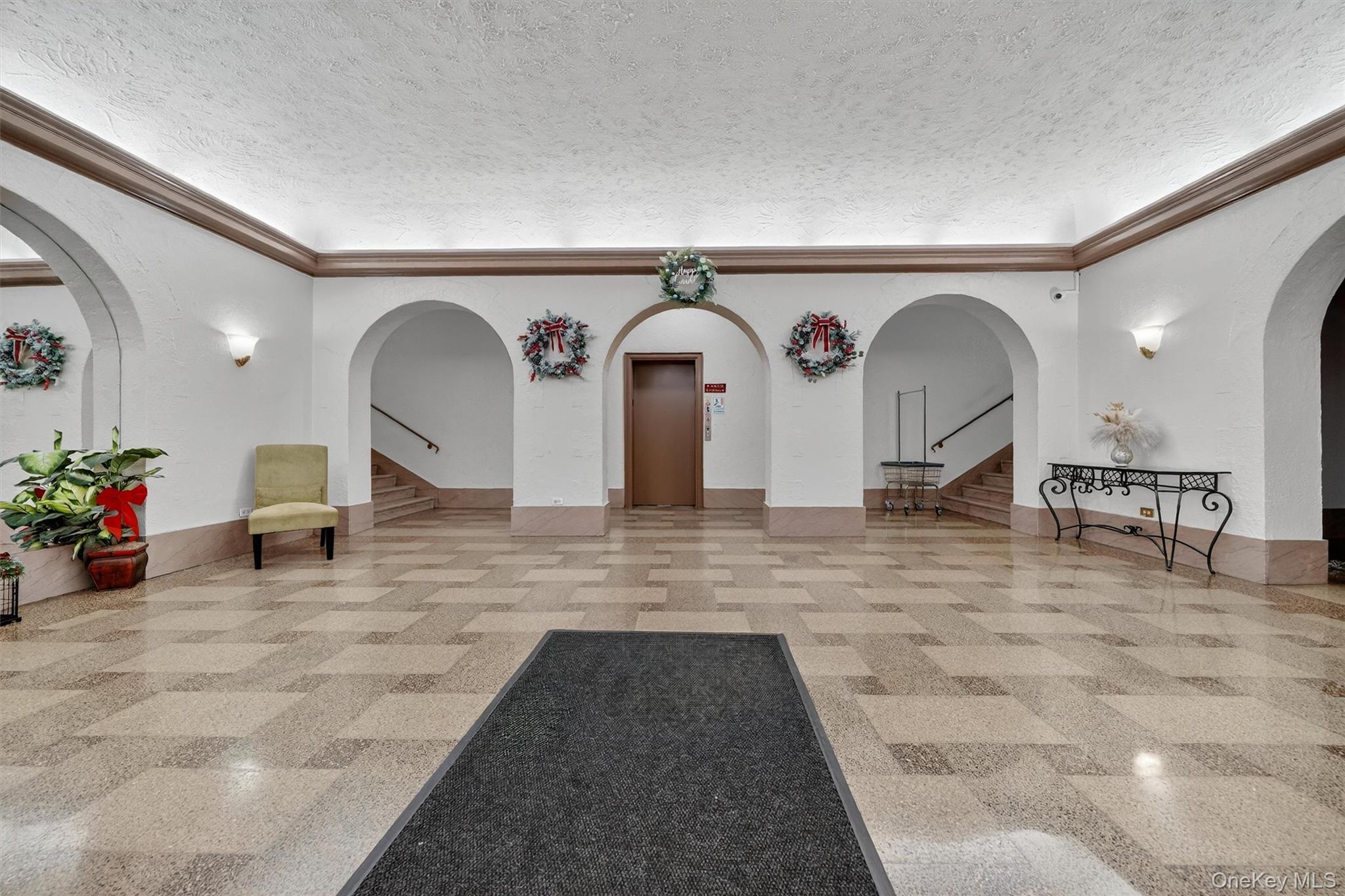 475 Bronx River Road 2-D Yonkers Yonkers, NY 10704