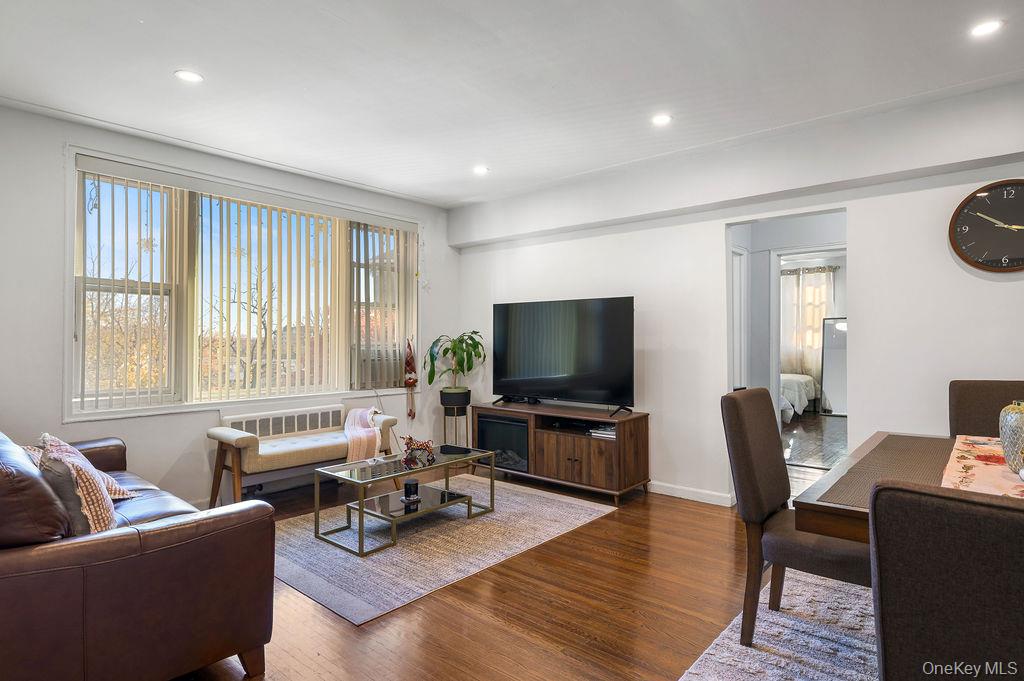 600 Pelham Road 2-G New Rochelle New Rochelle, NY 10805