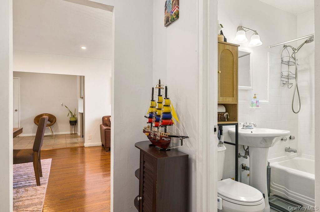 600 Pelham Road 2-G New Rochelle New Rochelle, NY 10805