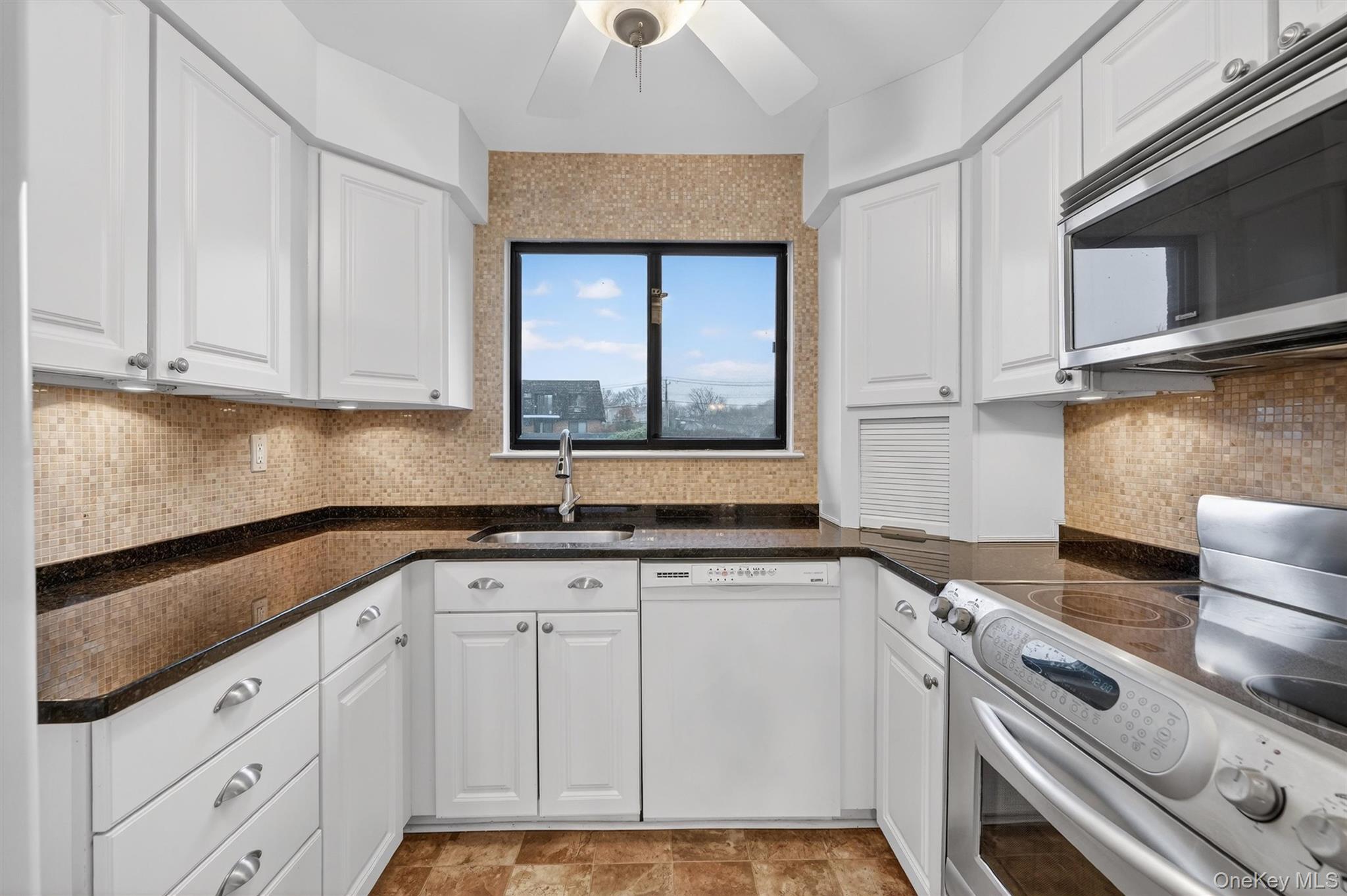 7 Briarcliff Drive S 13 Ossining Ossining, NY 10562