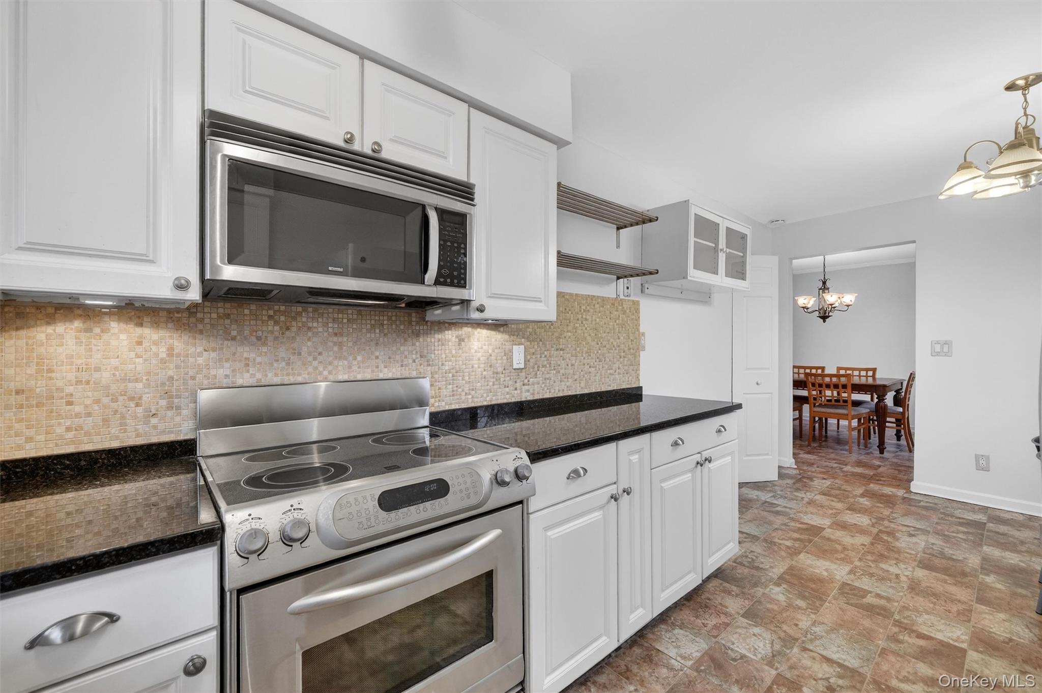 7 Briarcliff Drive S 13 Ossining Ossining, NY 10562