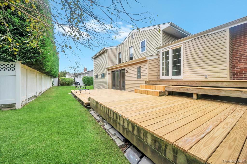 90 Rockland Drive Jericho Jericho, NY 11753